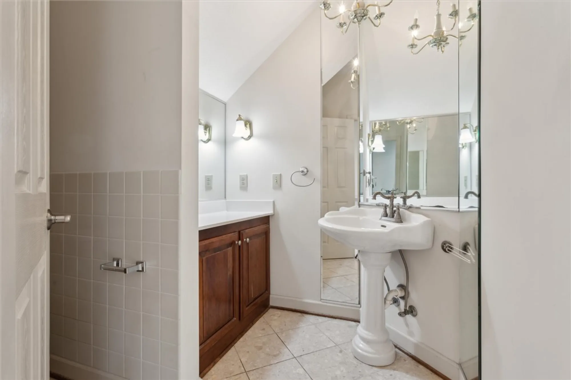 Property Slideshow image 21 of 50 | 2520 sanctuary dr, Williamsburg, VA, 23185