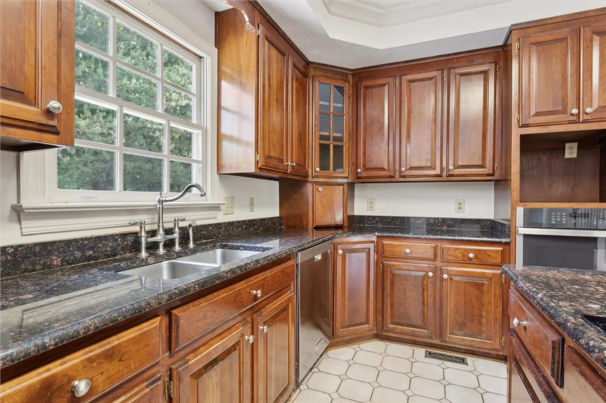 Property Slideshow image 9 of 50 | 2520 sanctuary dr, Williamsburg, VA, 23185