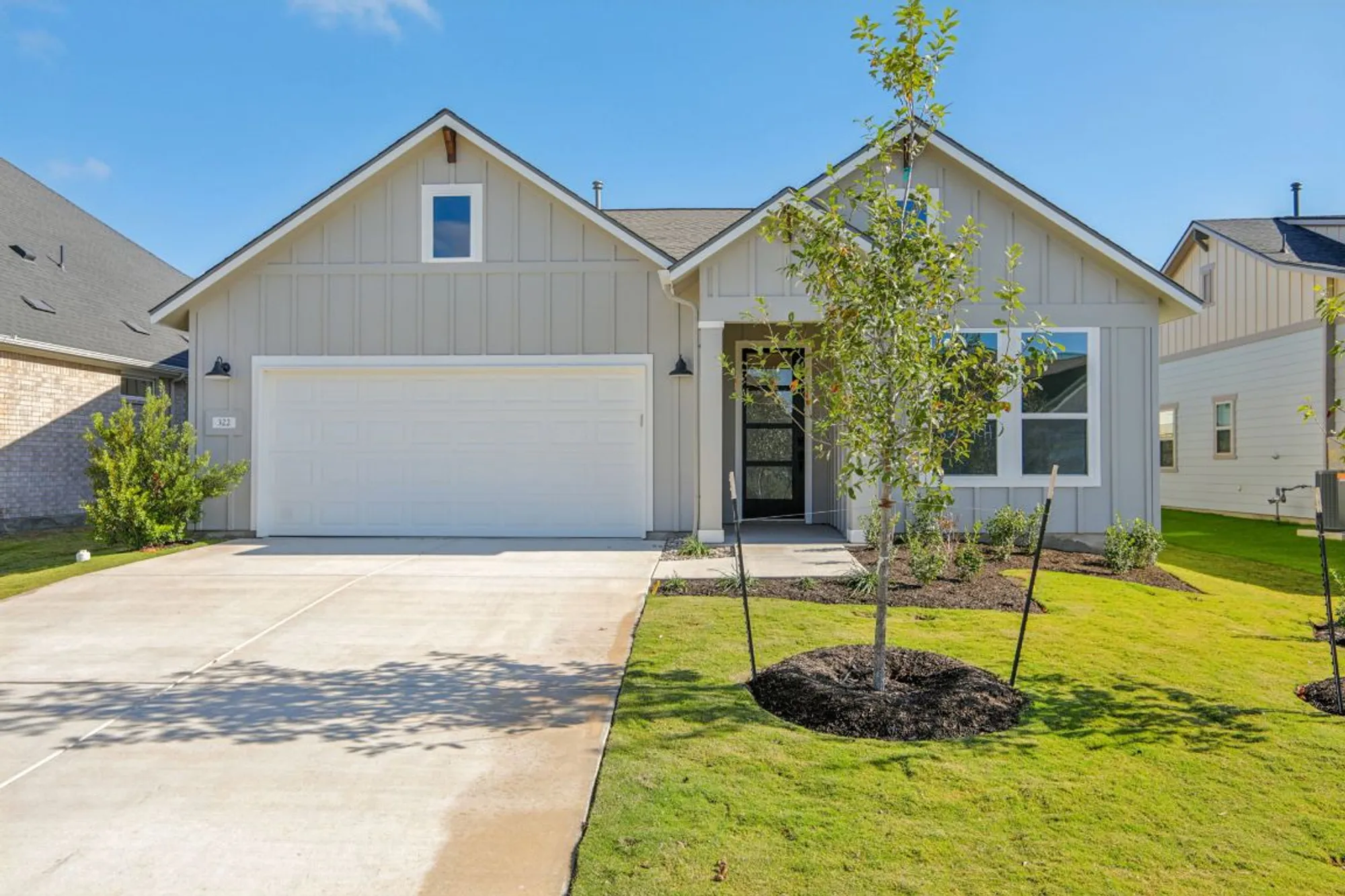 Property Slideshow image 1 of 38 | 322 sweeping sage ln, San Marcos, TX, 78666