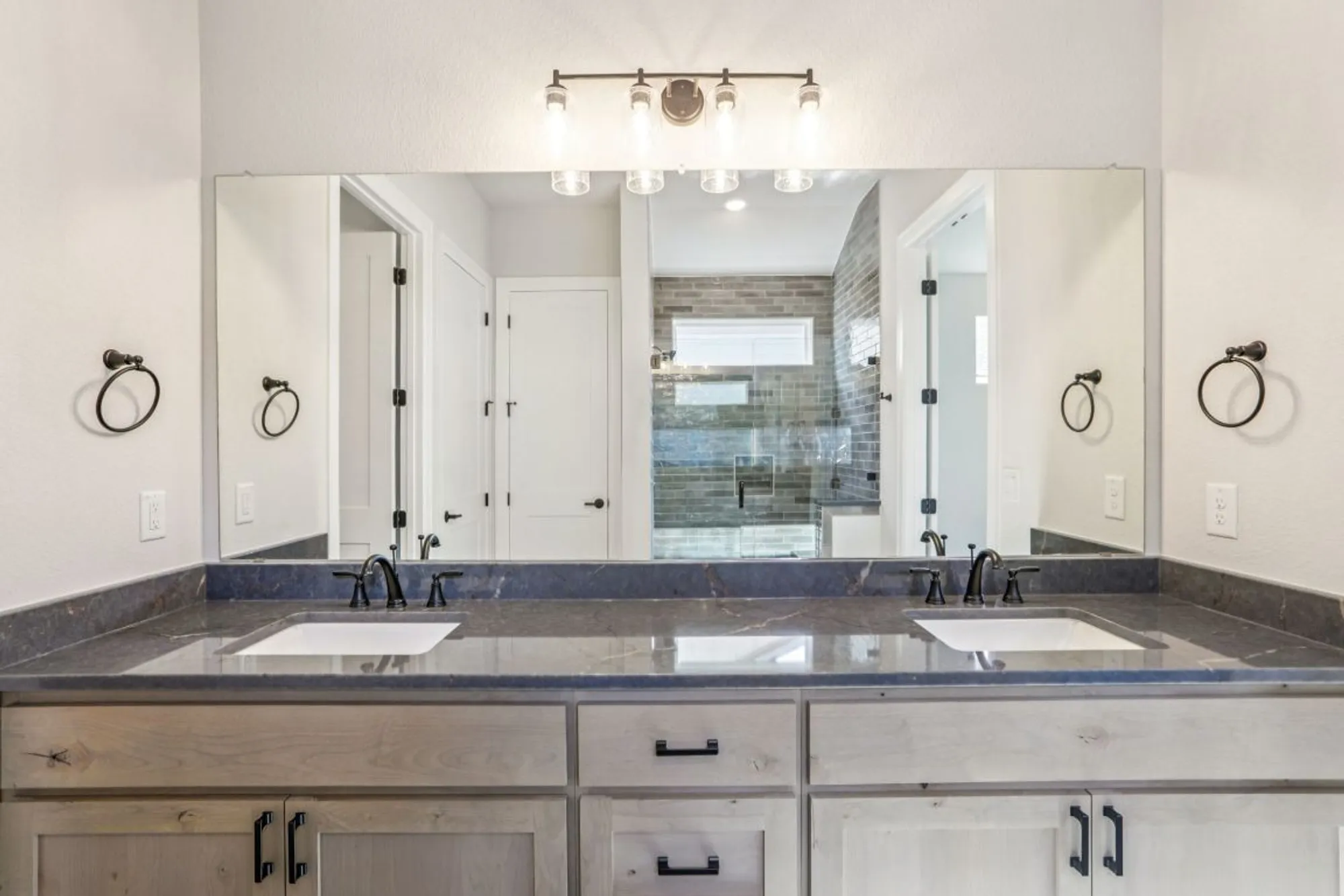 Property Slideshow image 24 of 38 | 322 sweeping sage ln, San Marcos, TX, 78666