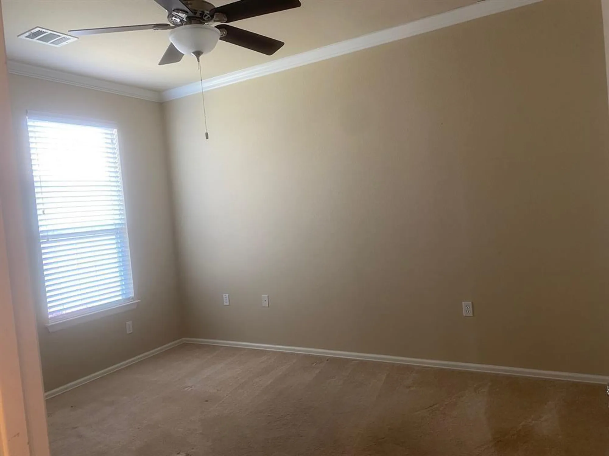 Property Slideshow image 20 of 34 | 721 independence creek ln, Georgetown, TX, 78633