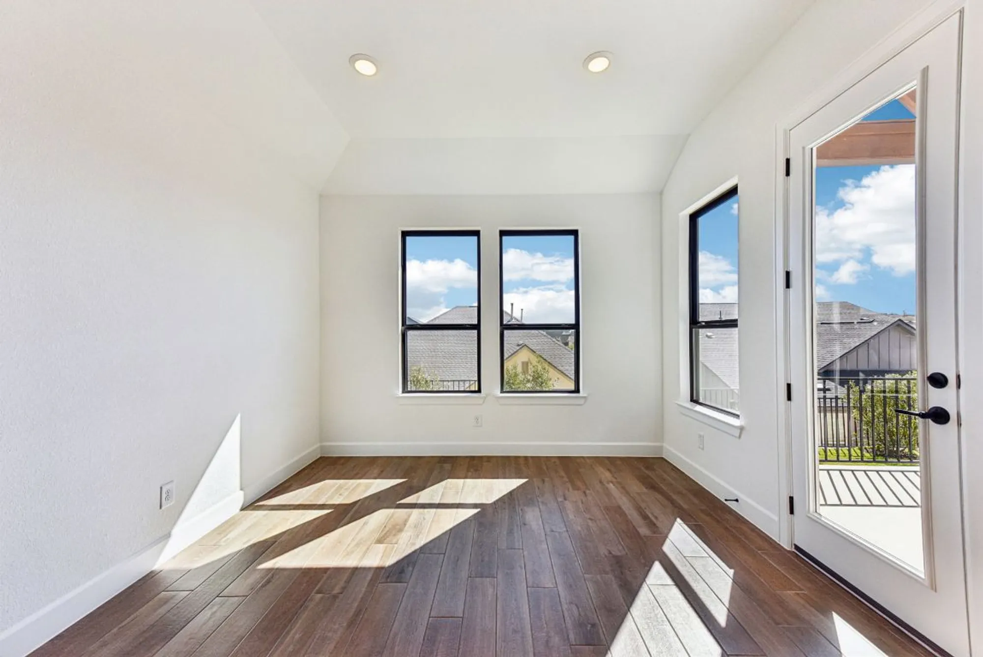 Property Slideshow image 14 of 40 | 203 olive blossom trl, San Marcos, TX, 78666