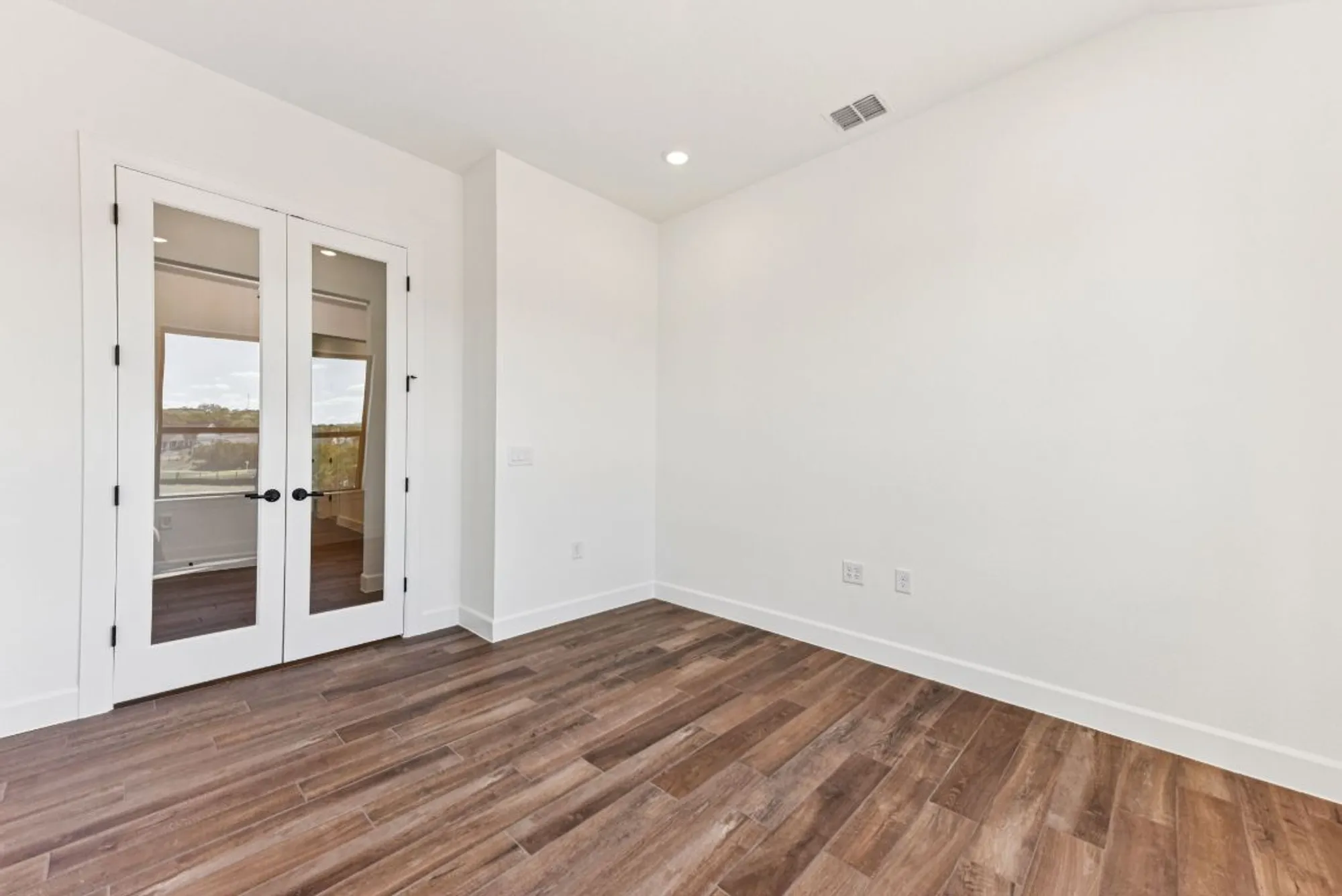 Property Slideshow image 26 of 40 | 203 olive blossom trl, San Marcos, TX, 78666