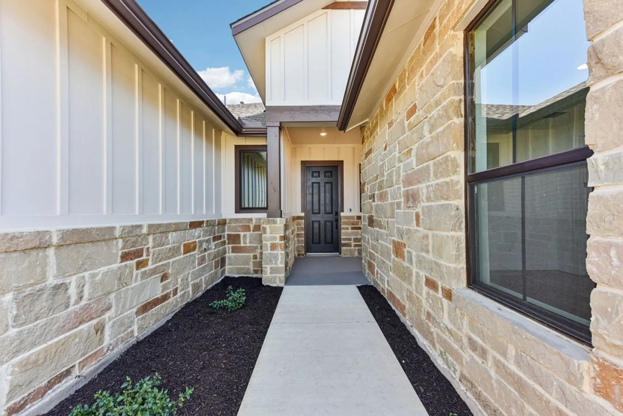 Property Slideshow image 3 of 40 | 203 olive blossom trl, San Marcos, TX, 78666
