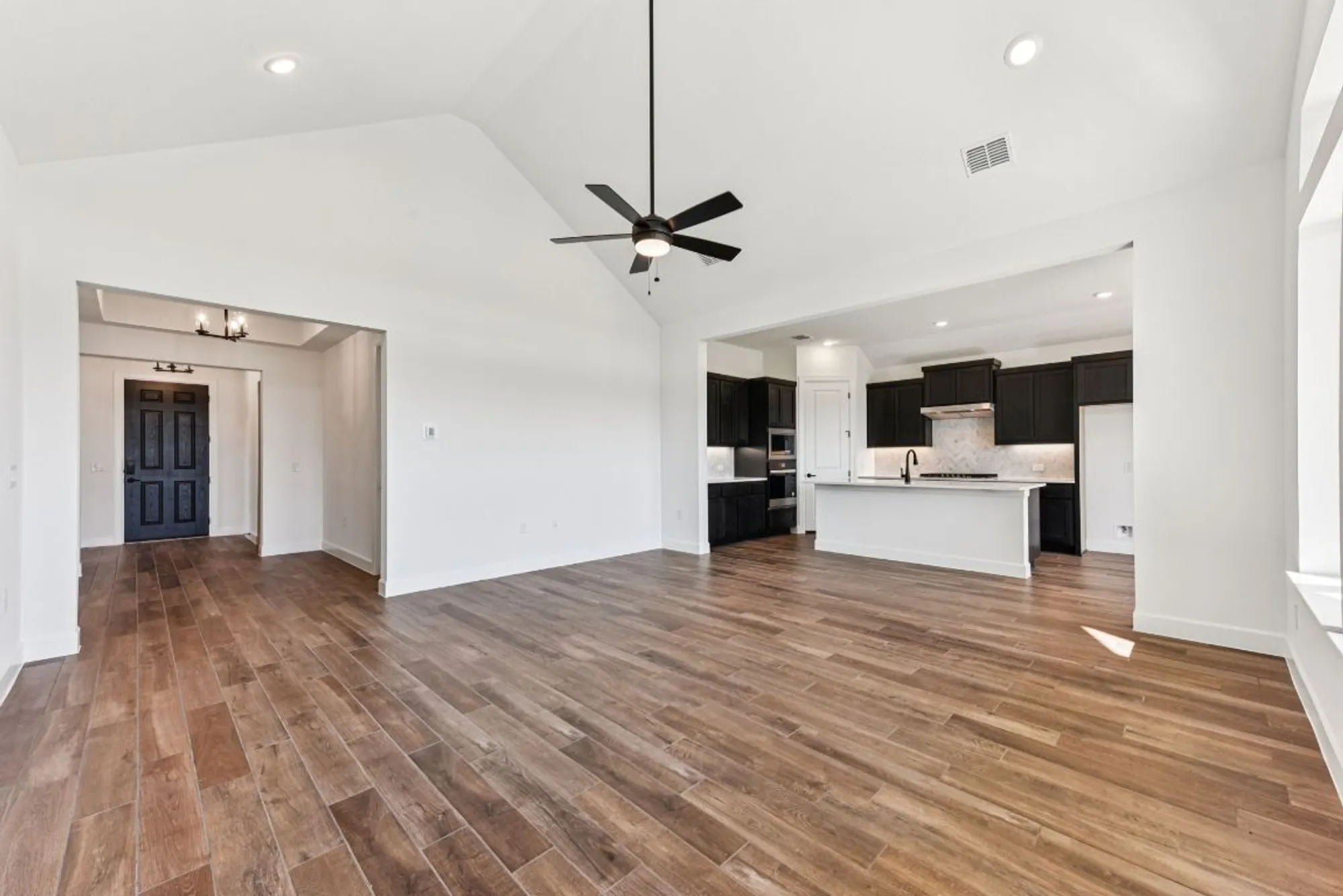 Property Slideshow image 7 of 40 | 203 olive blossom trl, San Marcos, TX, 78666