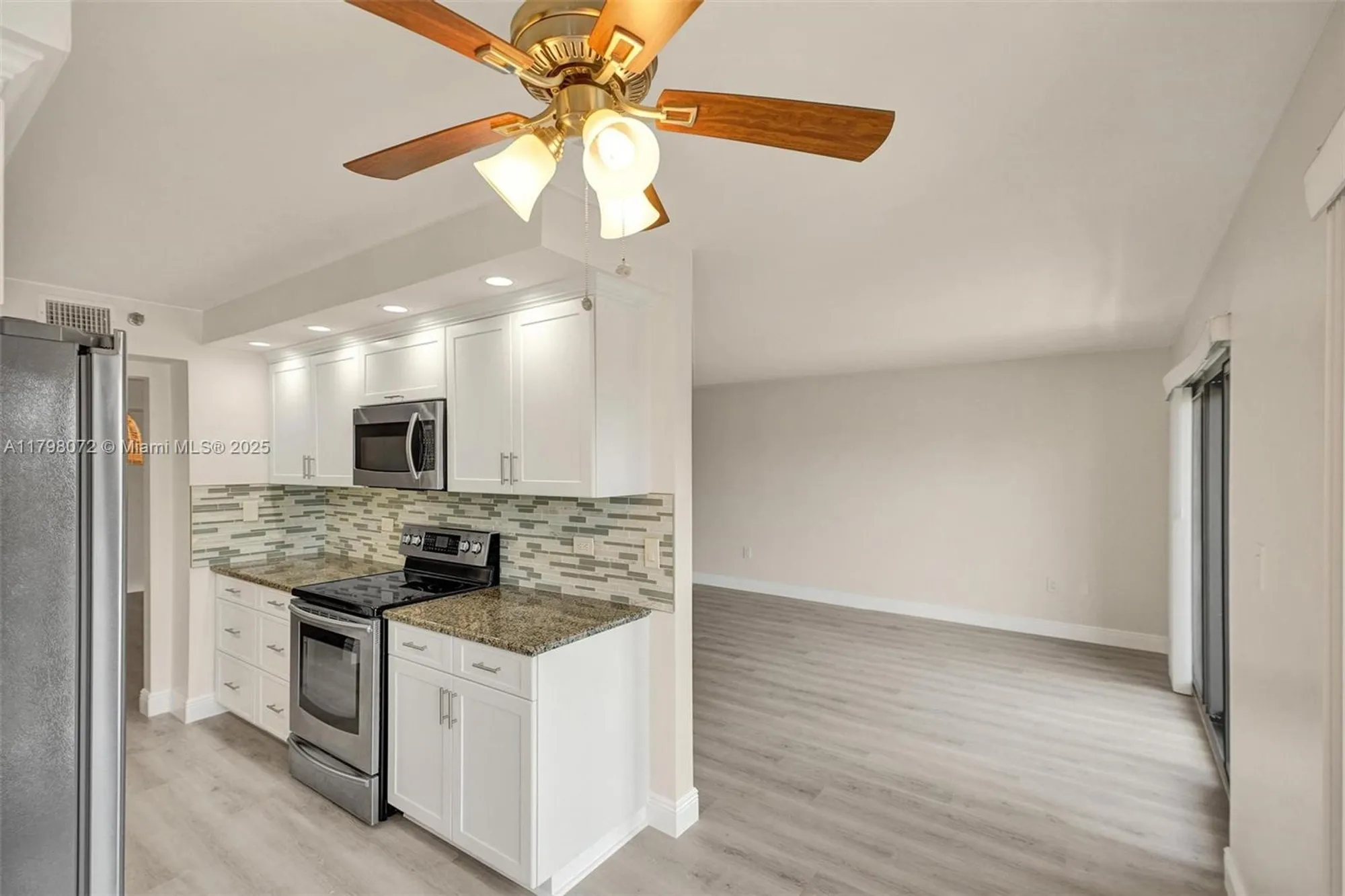 Property Slideshow image 14 of 58 | 1201 s ocean dr apt 316s, Hollywood, FL, 33019