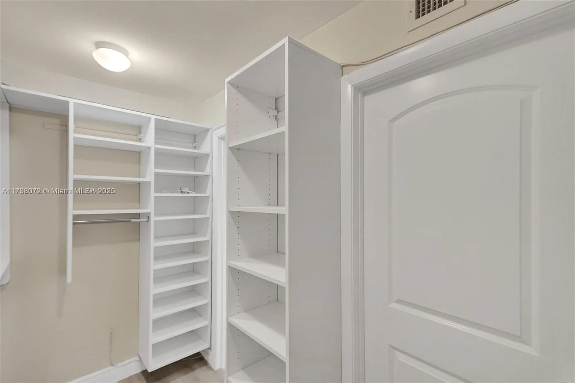 Property Slideshow image 25 of 58 | 1201 s ocean dr apt 316s, Hollywood, FL, 33019