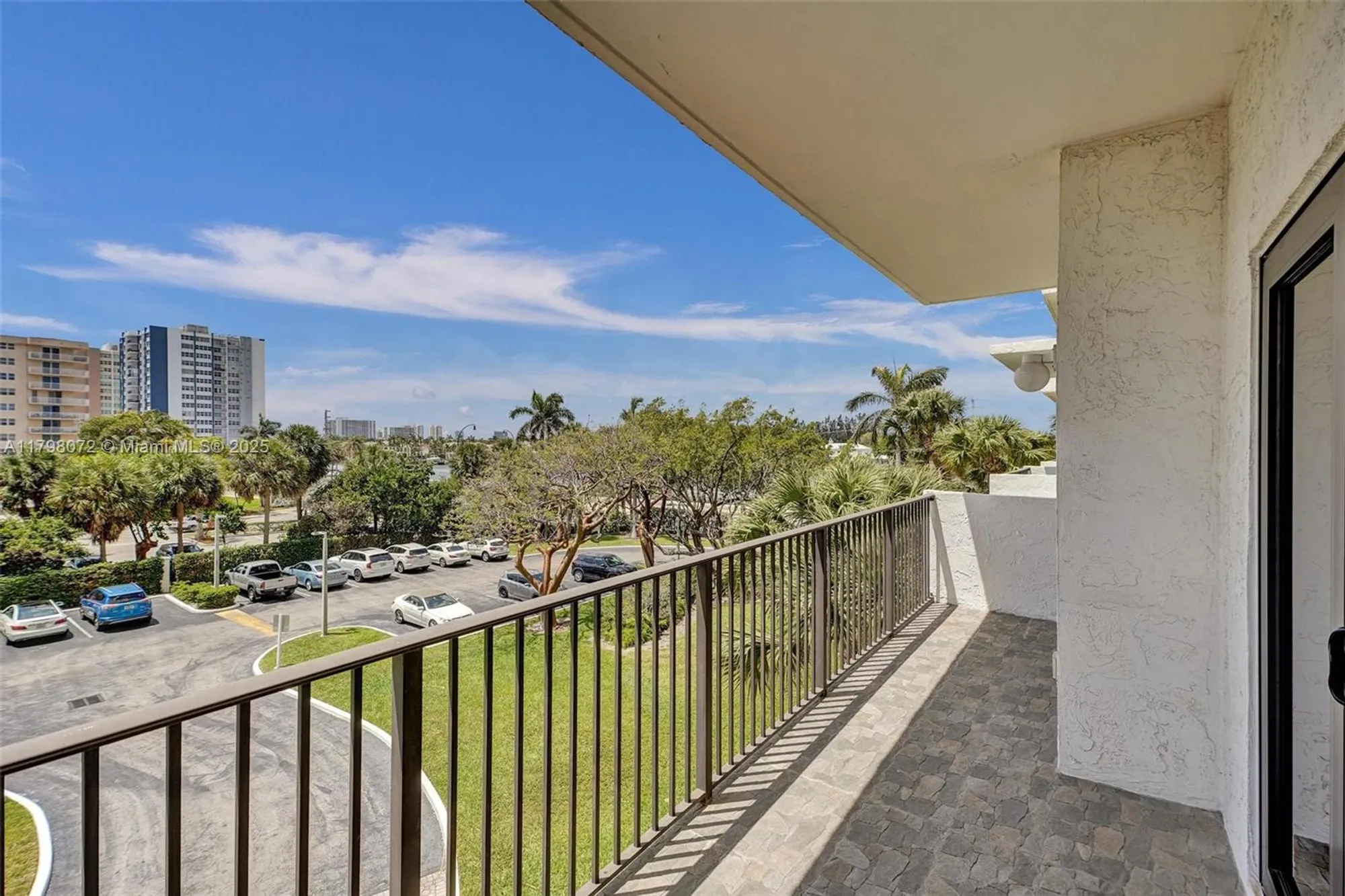 Property Slideshow image 31 of 58 | 1201 s ocean dr apt 316s, Hollywood, FL, 33019