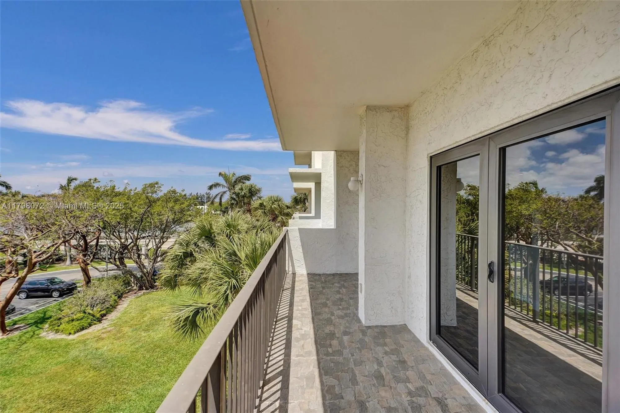 Property Slideshow image 32 of 58 | 1201 s ocean dr apt 316s, Hollywood, FL, 33019