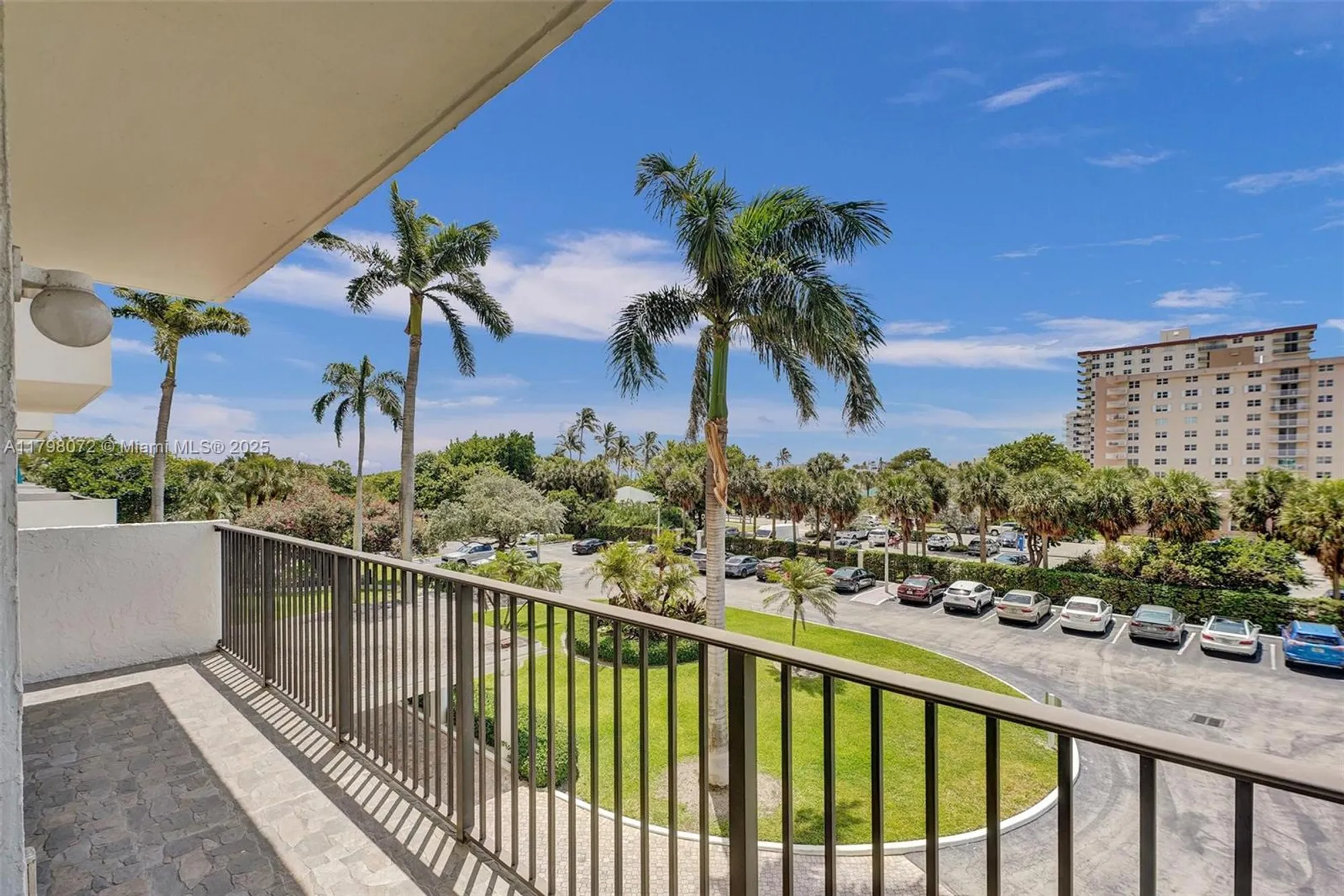 Property Slideshow image 33 of 58 | 1201 s ocean dr apt 316s, Hollywood, FL, 33019