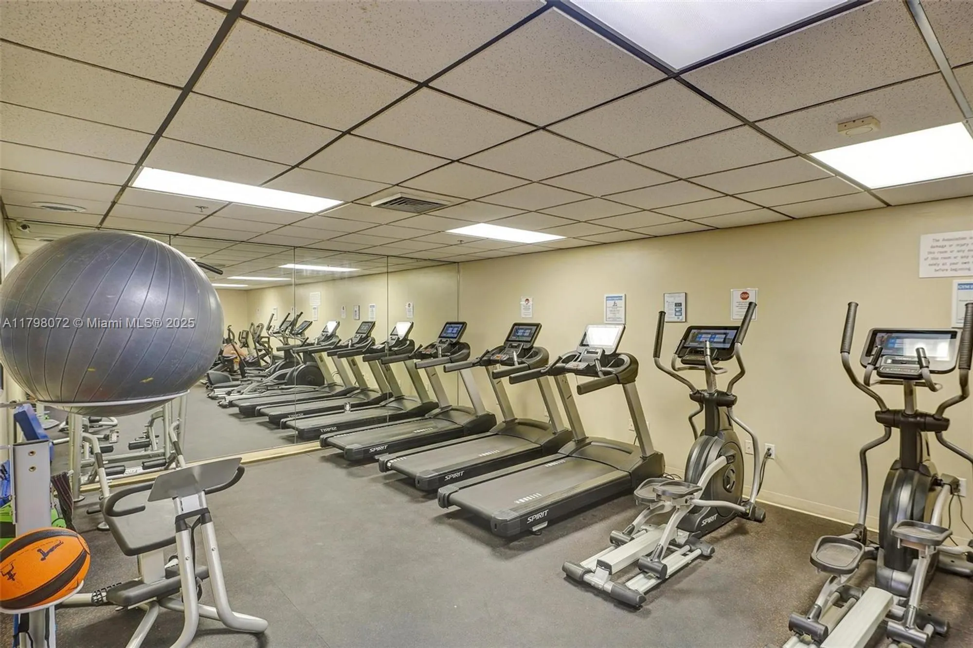 Property Slideshow image 57 of 58 | 1201 s ocean dr apt 316s, Hollywood, FL, 33019