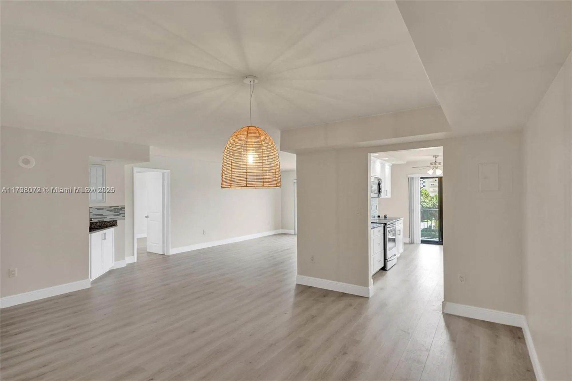 Property Slideshow image 5 of 58 | 1201 s ocean dr apt 316s, Hollywood, FL, 33019