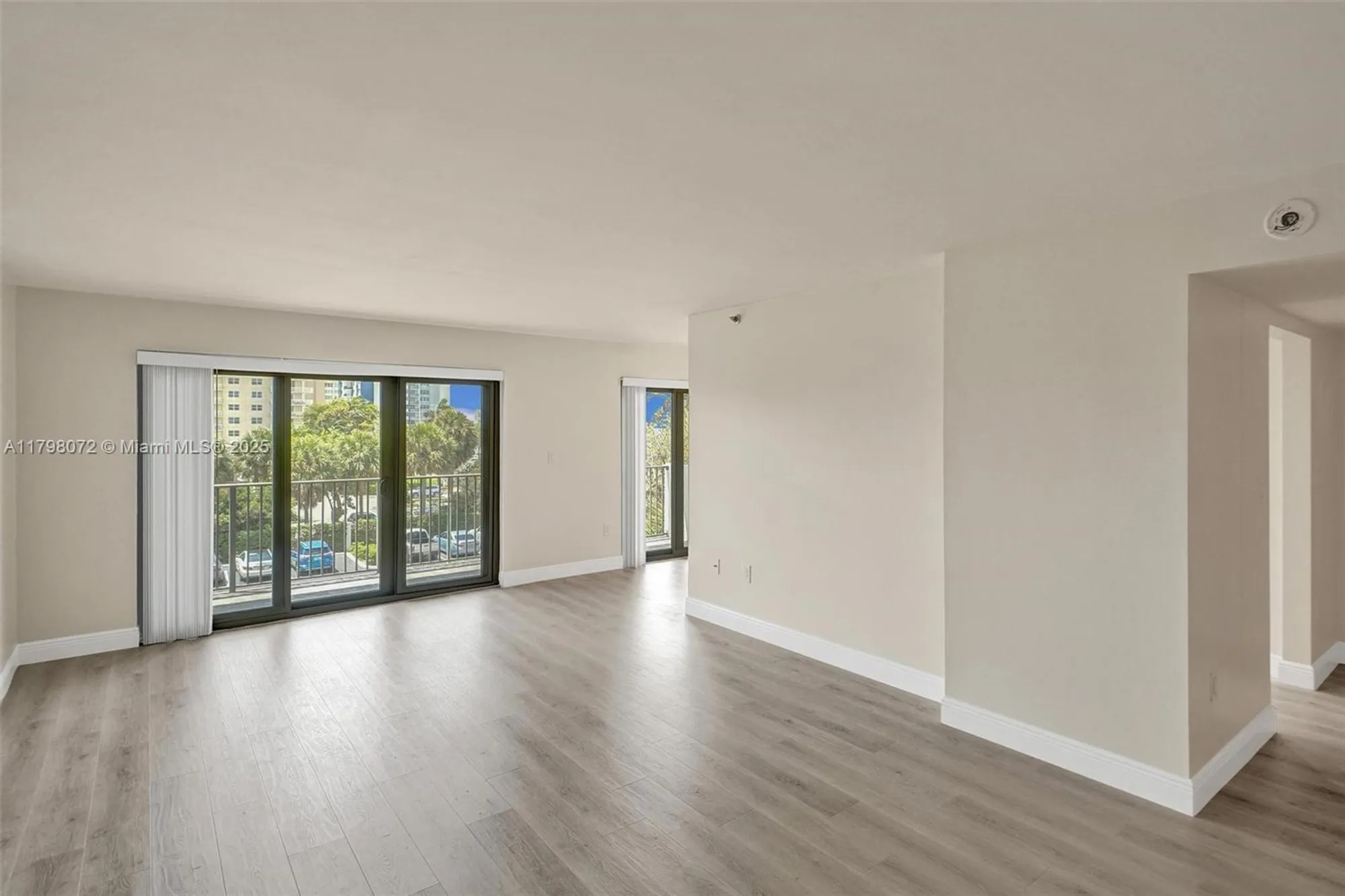Property Slideshow image 9 of 58 | 1201 s ocean dr apt 316s, Hollywood, FL, 33019