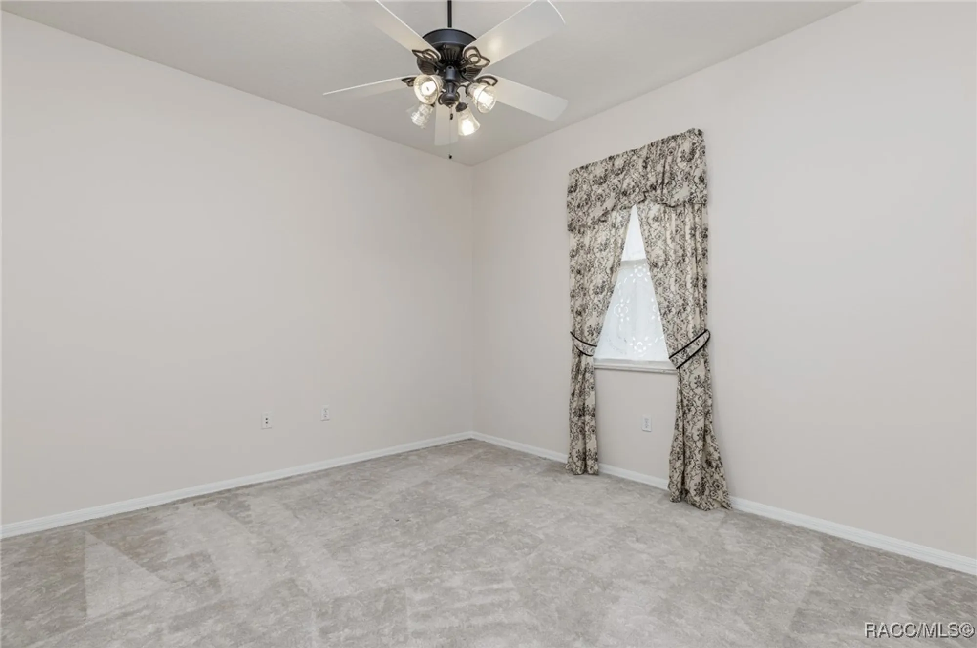 Property Slideshow image 28 of 58 | 361 w greenberg ct, Hernando, FL, 34442