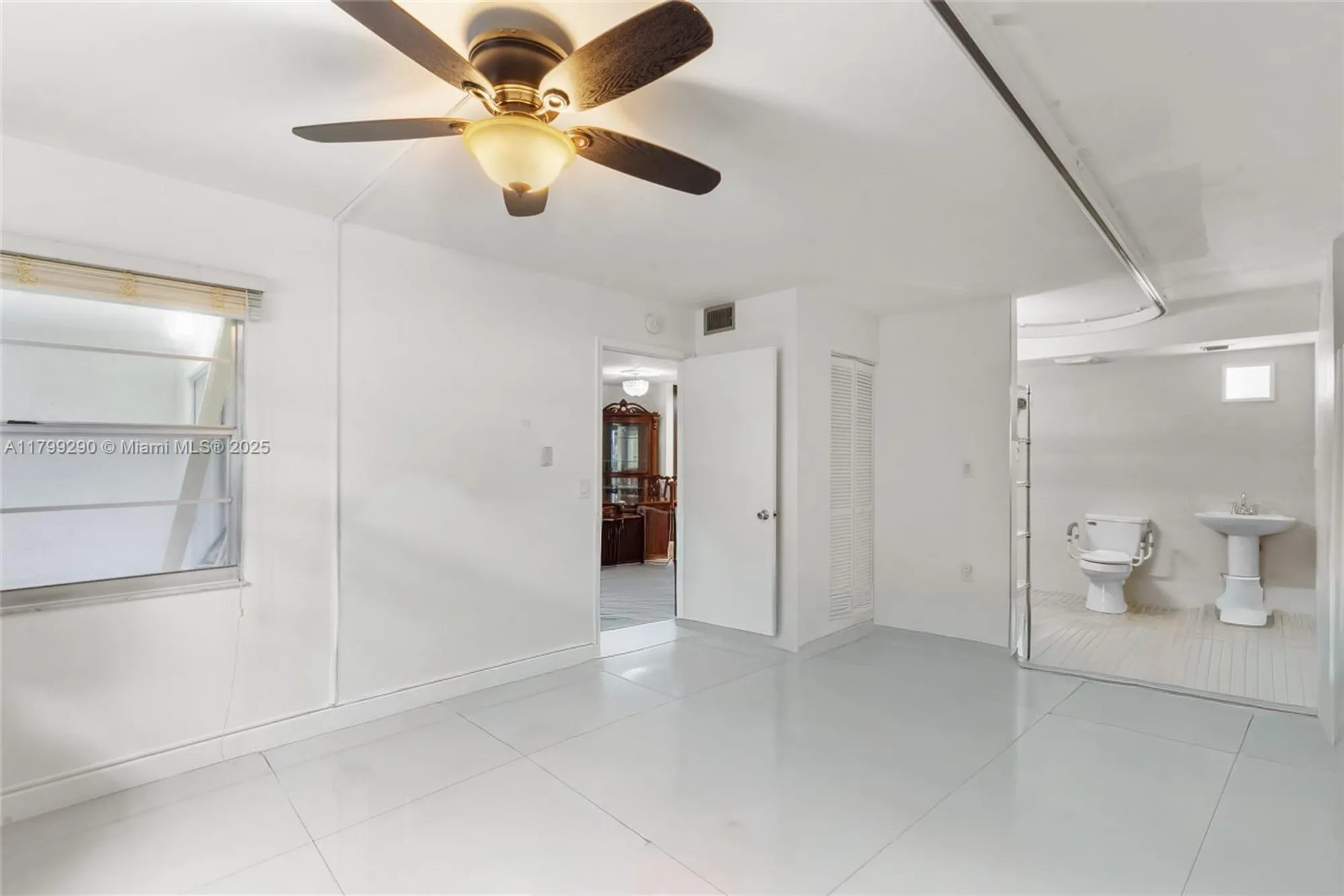 Property Slideshow image 19 of 28 | 12501 sw 14th st apt 108r, Pembroke Pines, FL, 33027