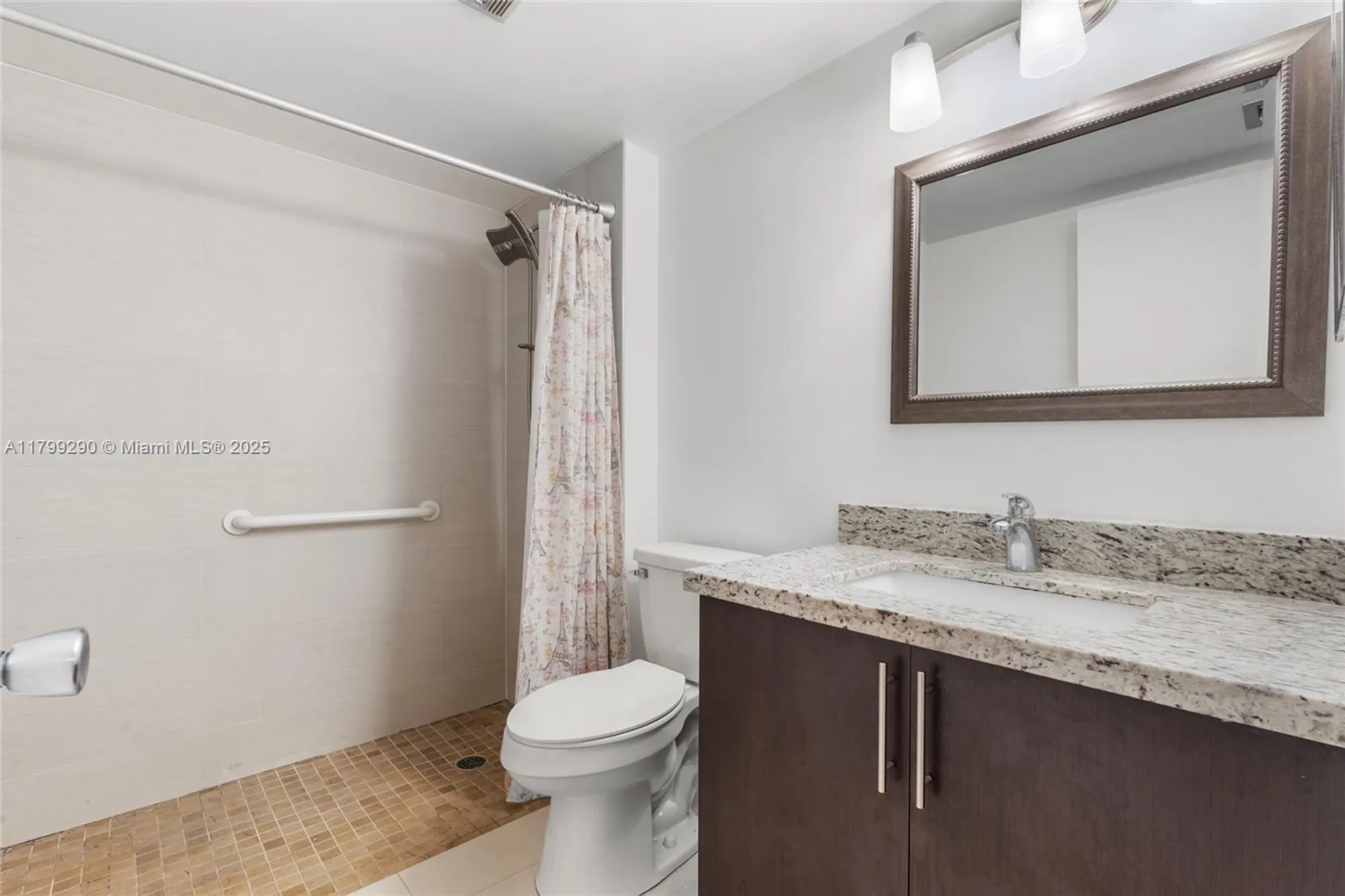 Property Slideshow image 10 of 28 | 12501 sw 14th st apt 108r, Pembroke Pines, FL, 33027