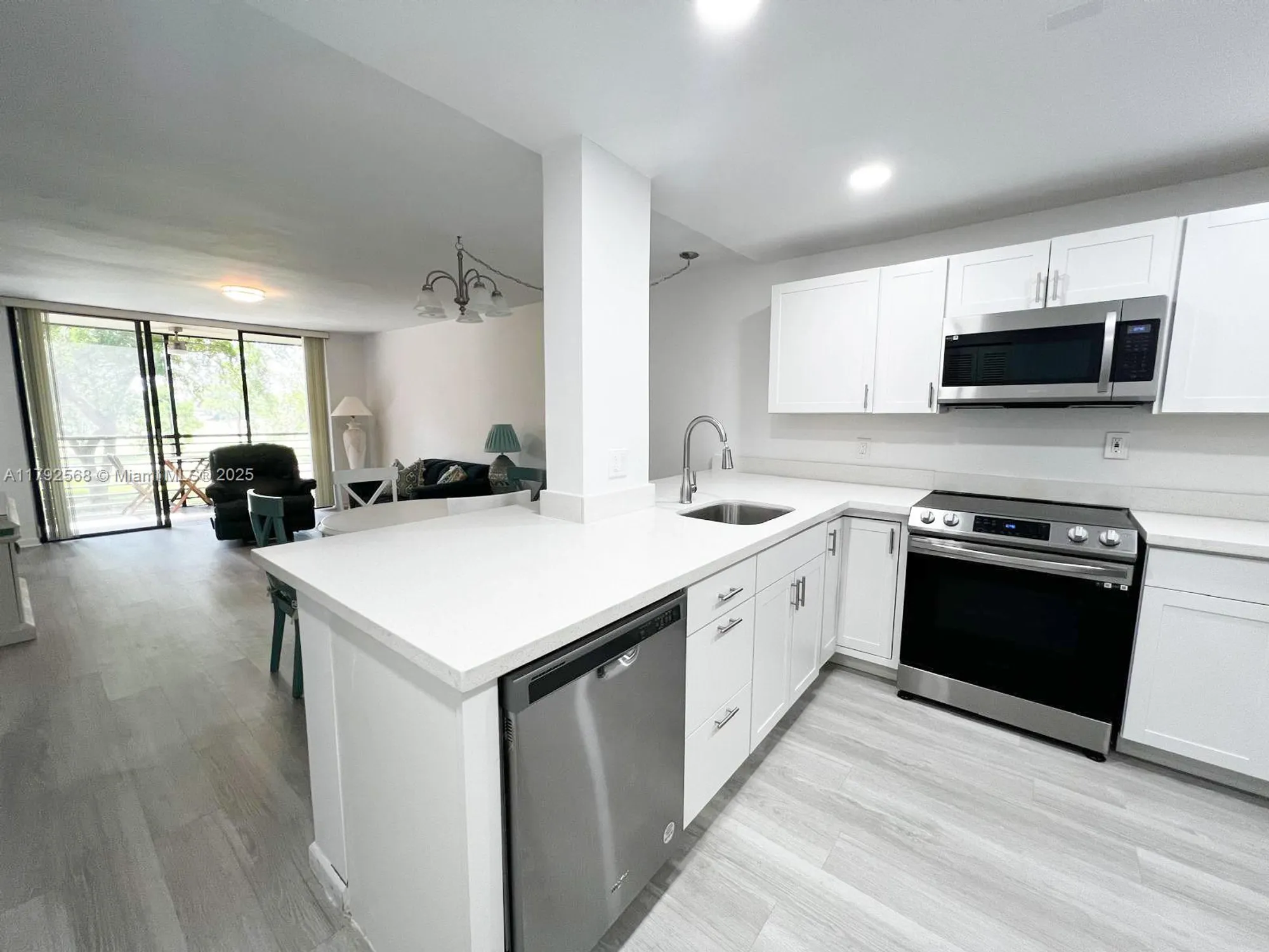 Property Slideshow image 2 of 42 | 7950 w mcnab rd 222, Tamarac, FL, 33321