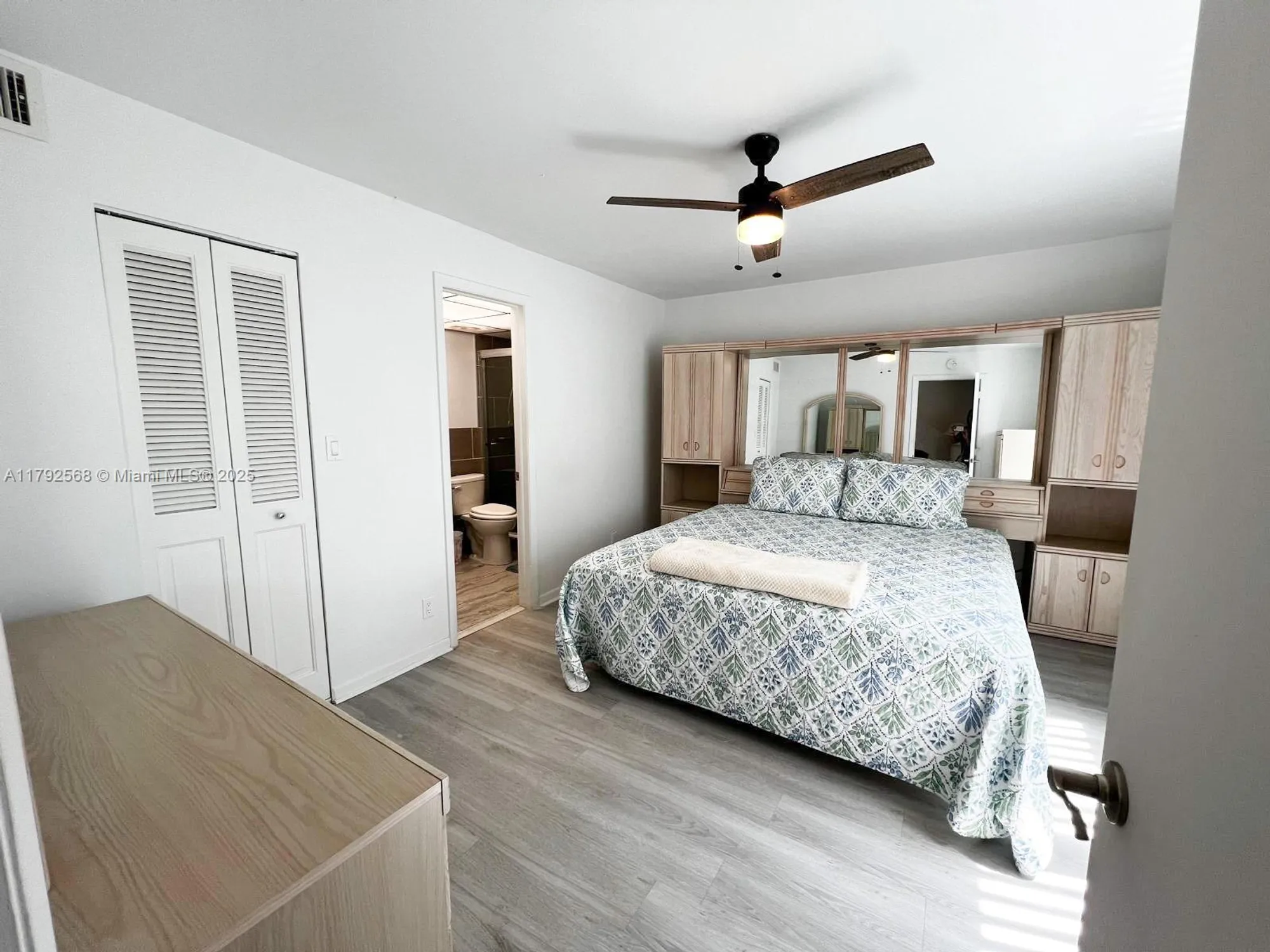 Property Slideshow image 6 of 42 | 7950 w mcnab rd 222, Tamarac, FL, 33321