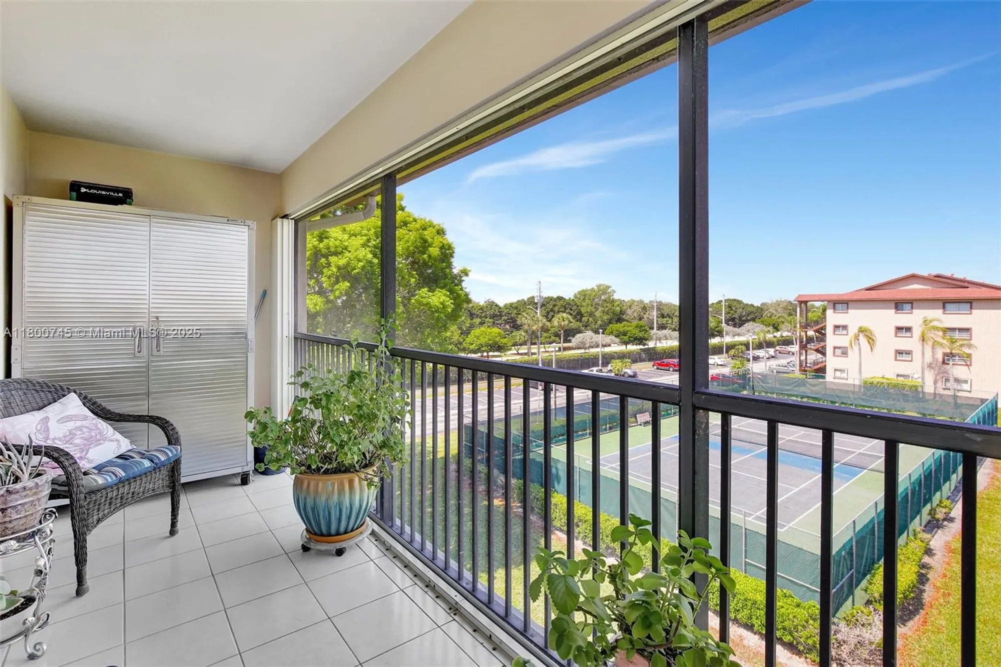 Property Slideshow image 16 of 63 | 1500 sw 131st way 401n, Pembroke Pines, FL, 33027