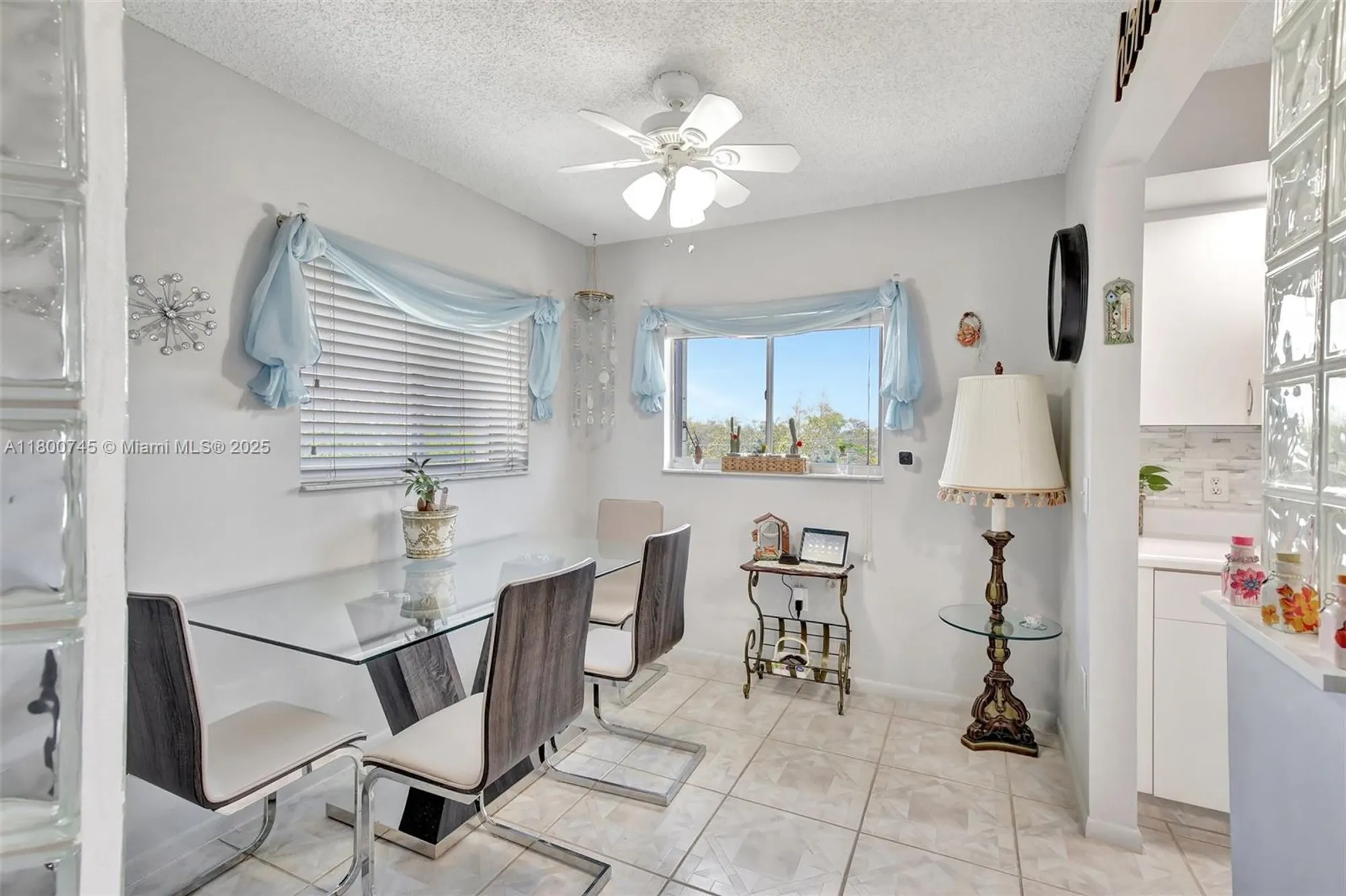 Property Slideshow image 10 of 63 | 1500 sw 131st way 401n, Pembroke Pines, FL, 33027