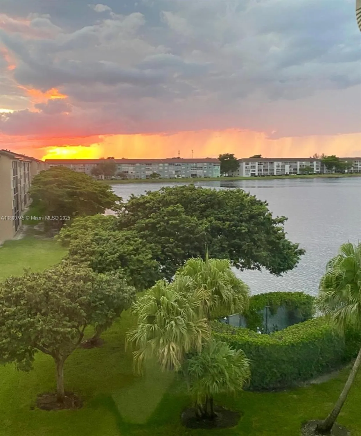 Property Slideshow image 20 of 63 | 1500 sw 131st way 401n, Pembroke Pines, FL, 33027