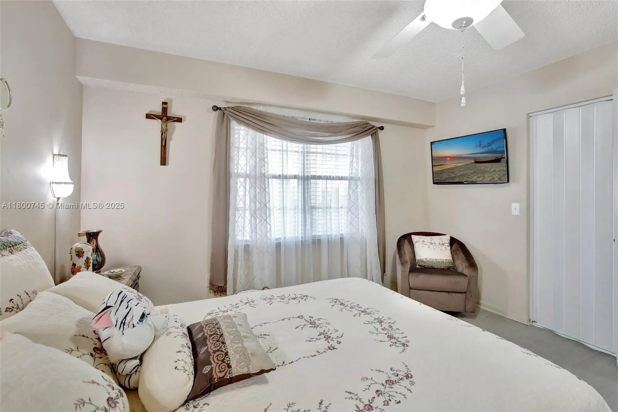 Property Slideshow image 31 of 63 | 1500 sw 131st way 401n, Pembroke Pines, FL, 33027