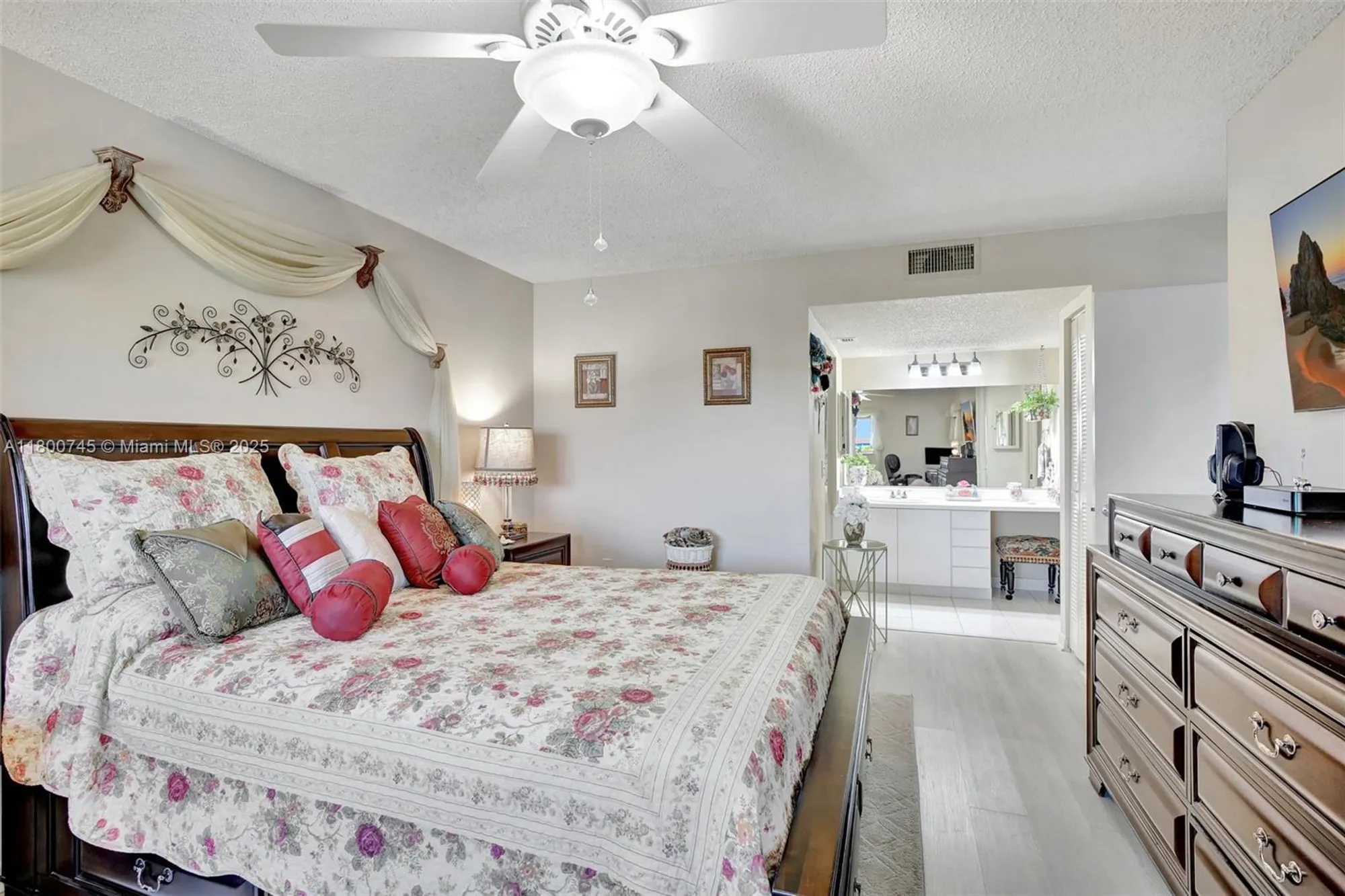 Property Slideshow image 40 of 63 | 1500 sw 131st way 401n, Pembroke Pines, FL, 33027