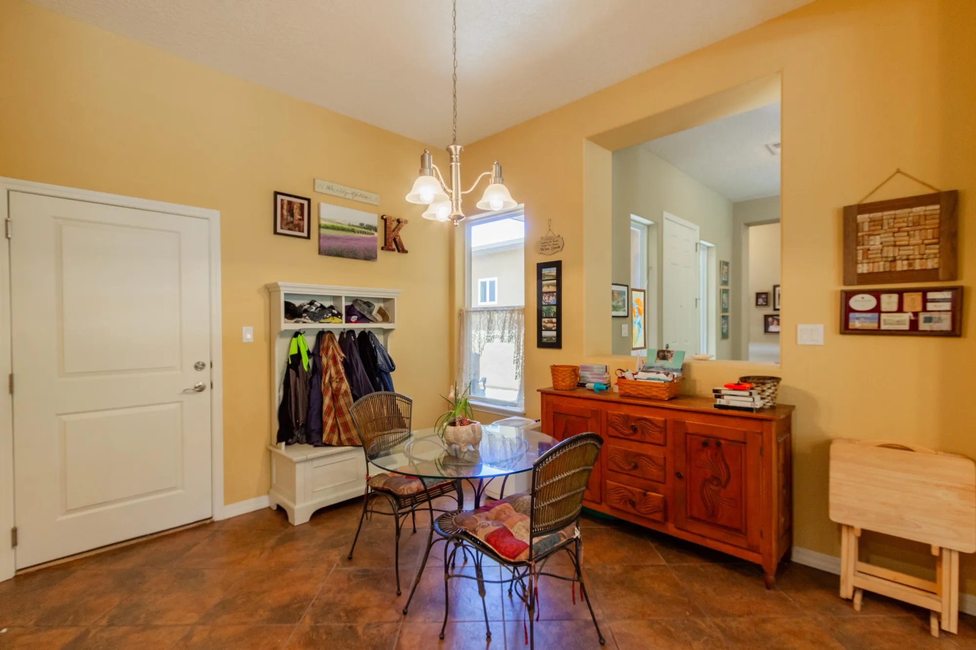 Property Slideshow image 15 of 35 | 301 zuni river cir, Los Lunas, NM, 87031