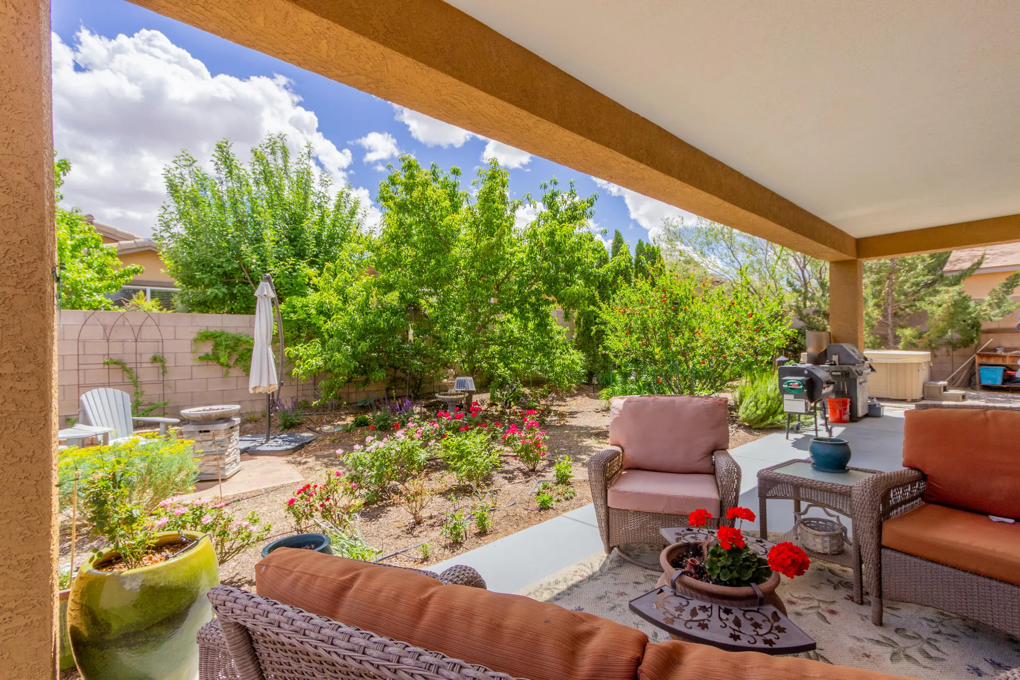 Property Slideshow image 28 of 35 | 301 zuni river cir, Los Lunas, NM, 87031