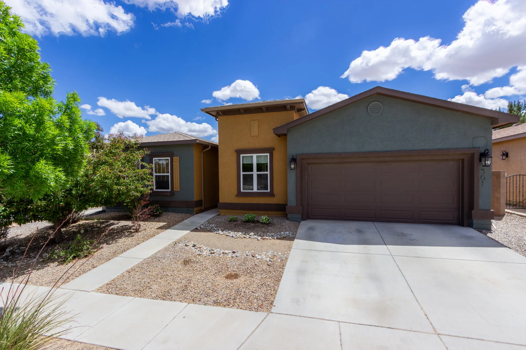 Property Slideshow image 2 of 35 | 301 zuni river cir, Los Lunas, NM, 87031