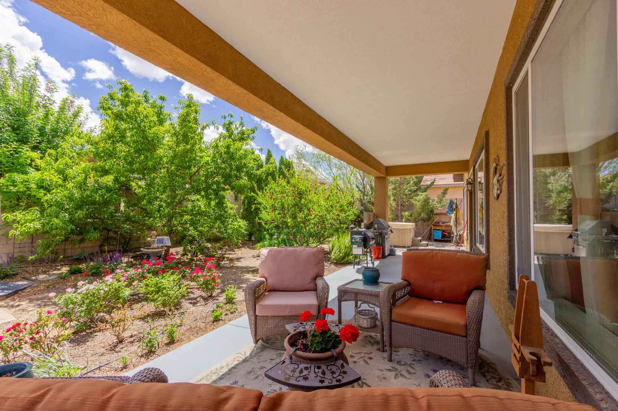 Property Slideshow image 31 of 35 | 301 zuni river cir, Los Lunas, NM, 87031