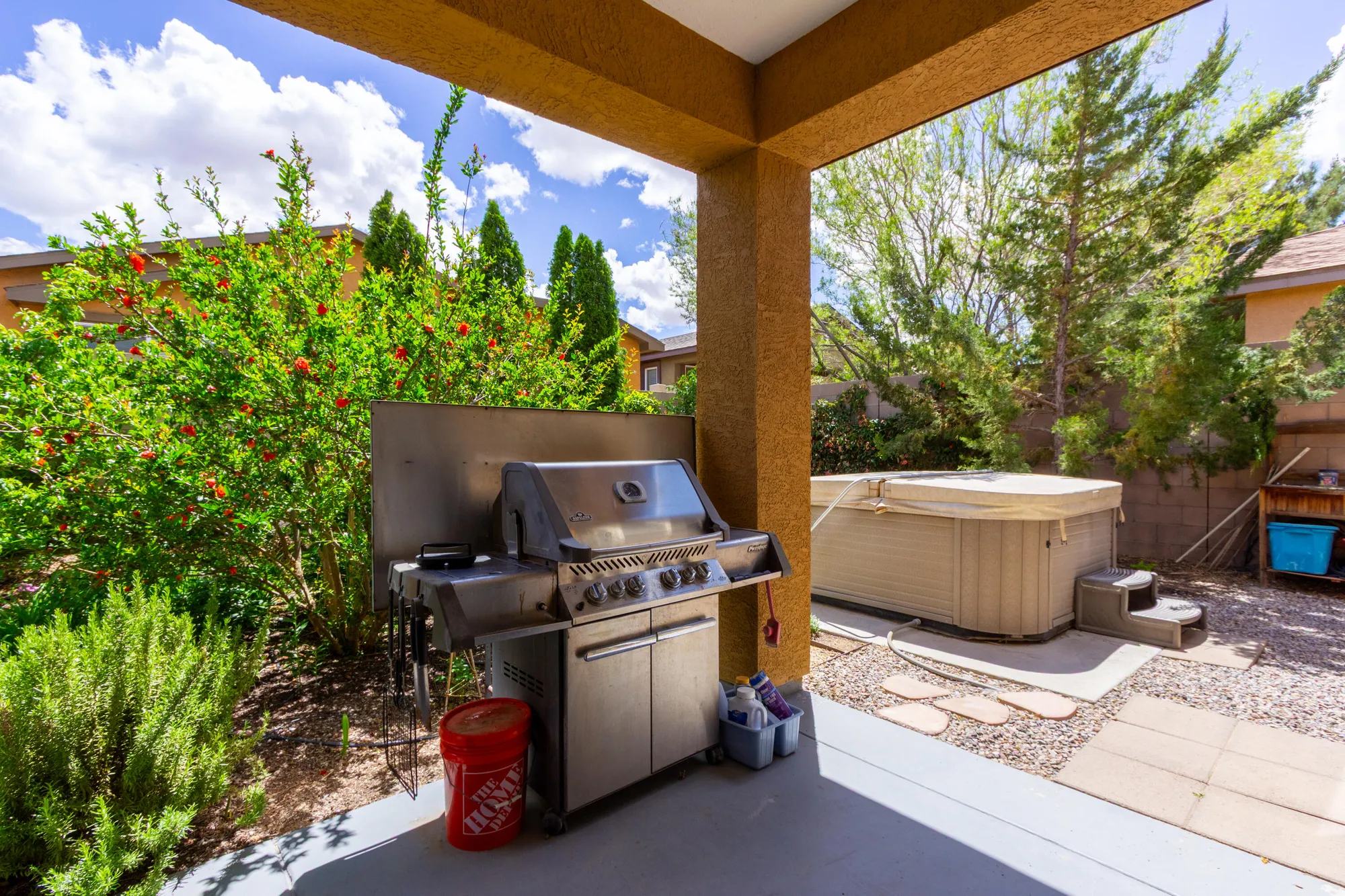 Property Slideshow image 32 of 35 | 301 zuni river cir, Los Lunas, NM, 87031