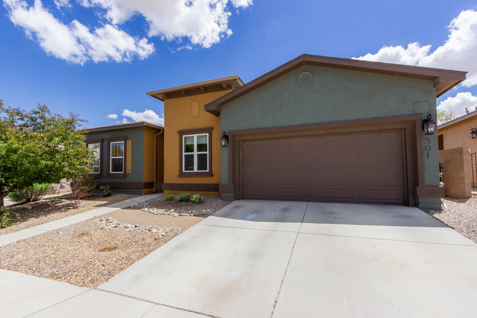 Property Slideshow image 4 of 35 | 301 zuni river cir, Los Lunas, NM, 87031