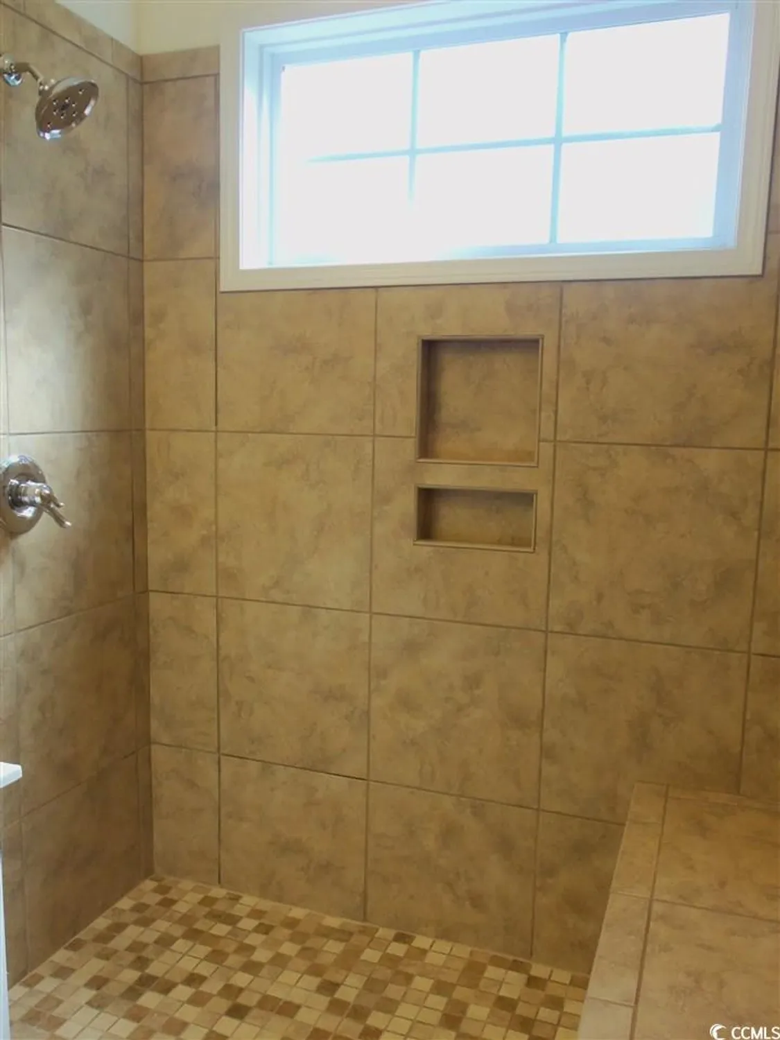 Property Slideshow image 27 of 36 | 501 aft ct # 101, Murrells Inlet, SC, 29576