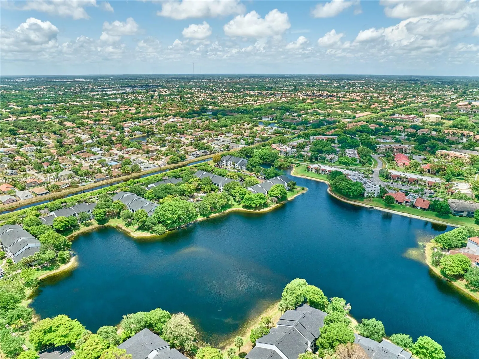 Property Slideshow image 62 of 76 | 5380 cedar lake dr 204, Boynton Beach, FL, 33437