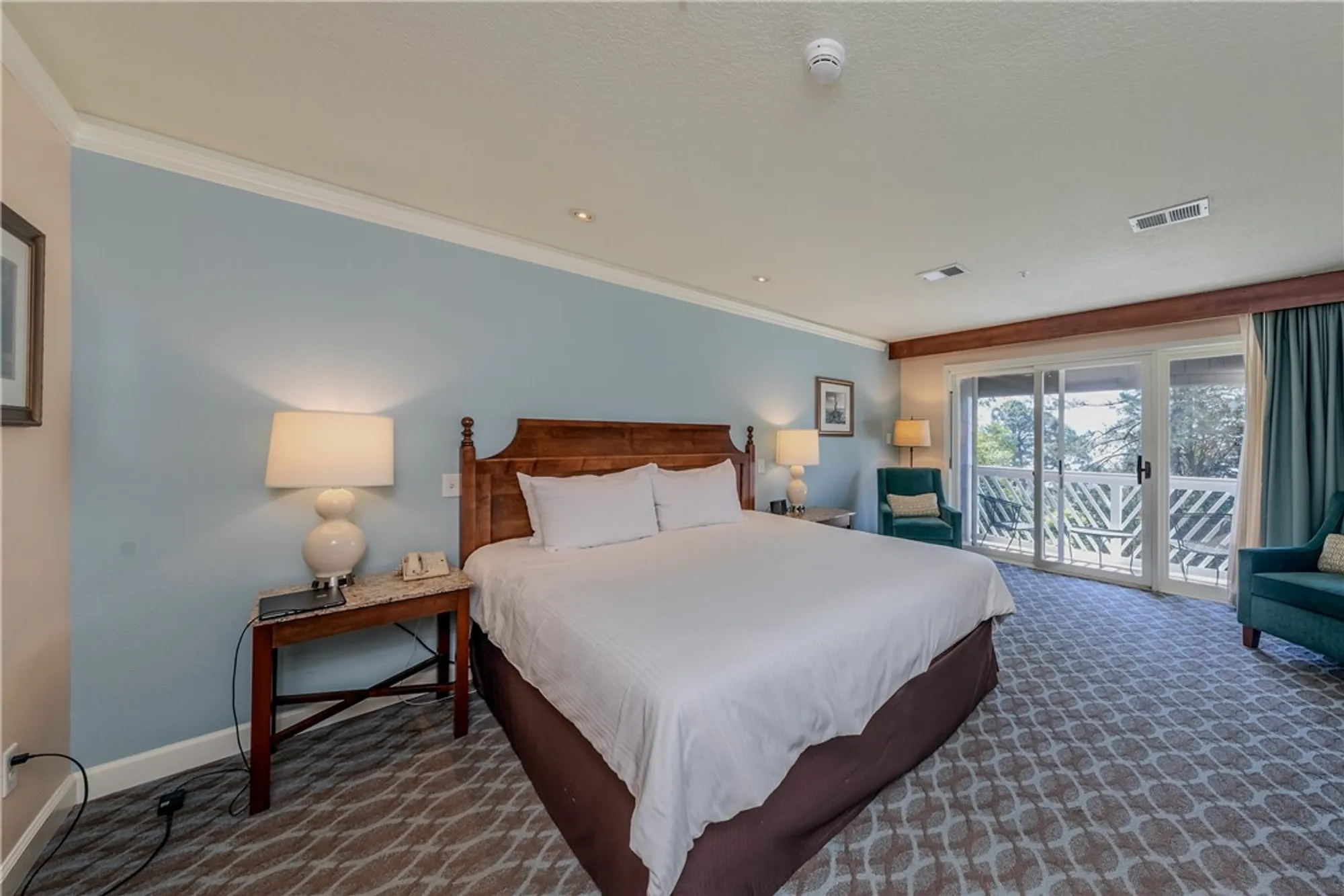 Property Slideshow image 16 of 27 | 709 graves ordinary, Williamsburg, VA, 23185