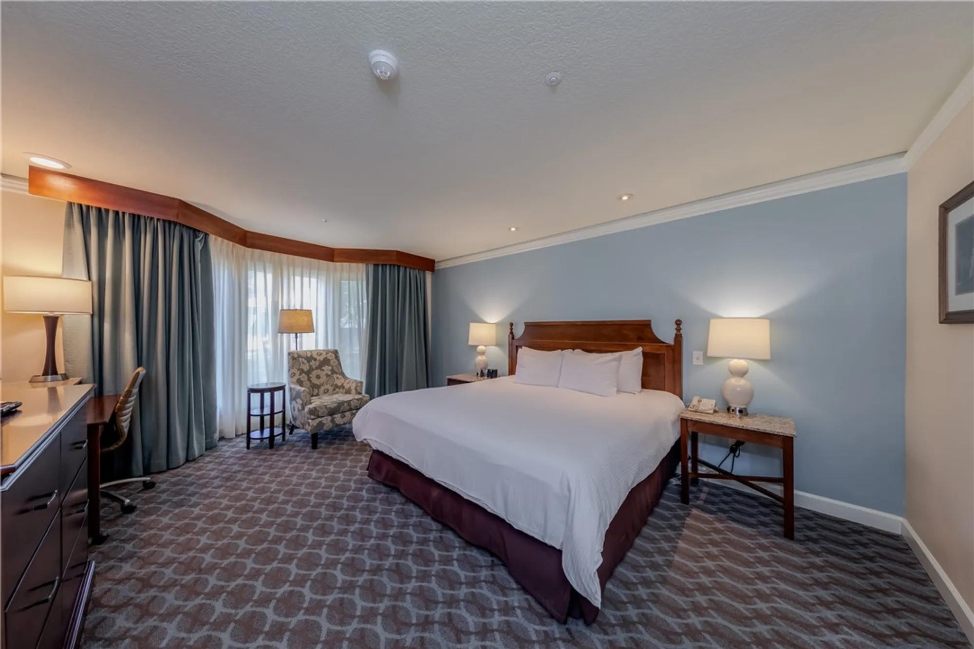 Property Slideshow image 10 of 27 | 709 graves ordinary, Williamsburg, VA, 23185