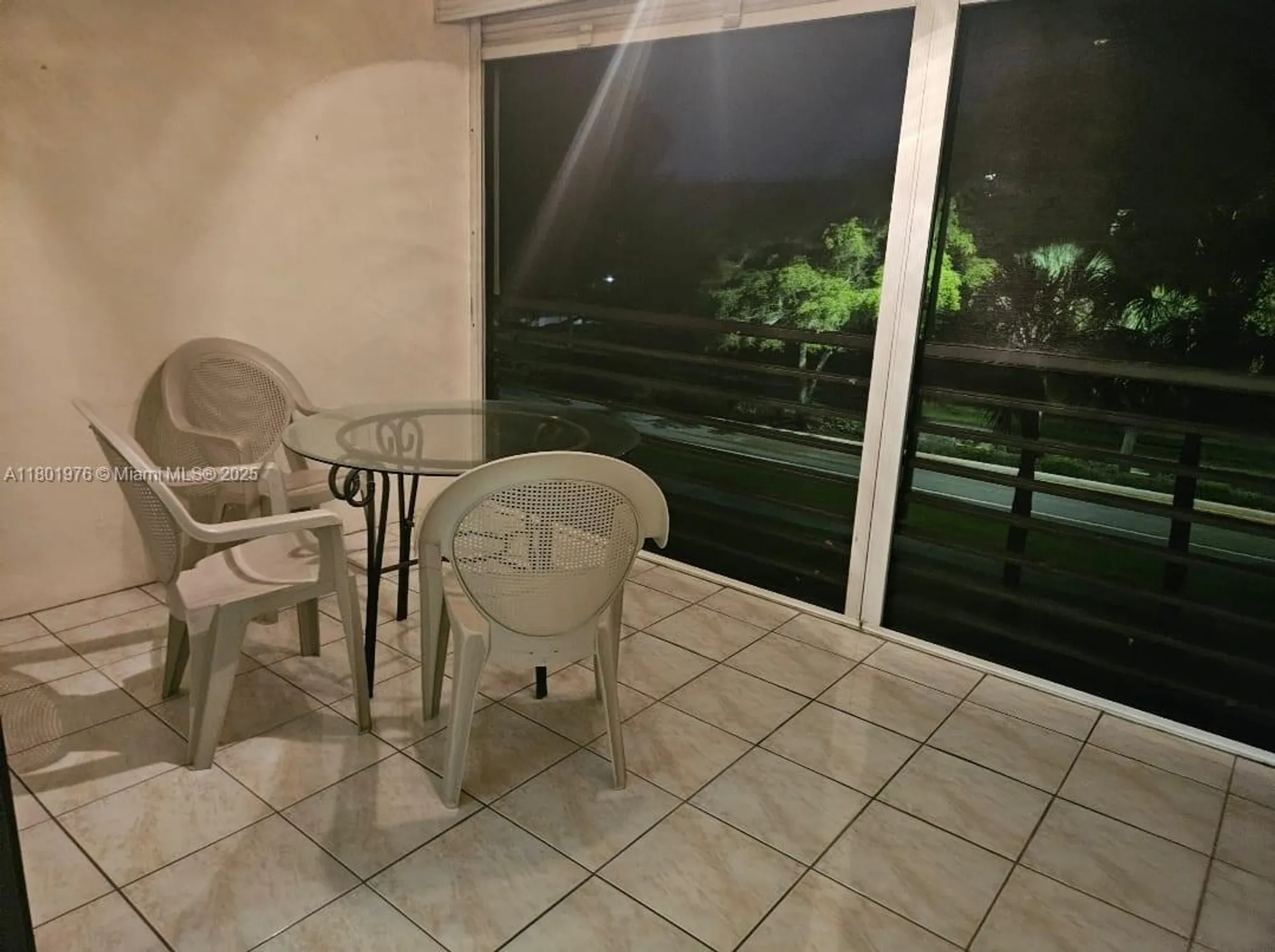 Property Slideshow image 6 of 13 | 4940 e sabal palm blvd 312, Tamarac, FL, 33319