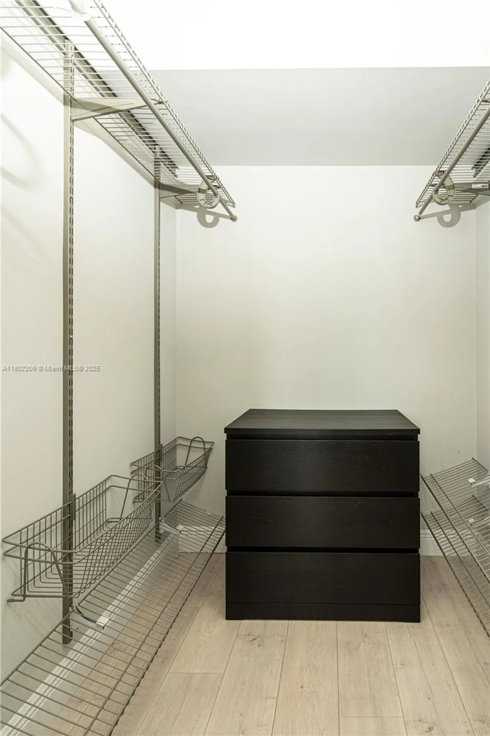 Property Slideshow image 15 of 26 | 900 saint charles pl apt 621, Pembroke Pines, FL, 33026