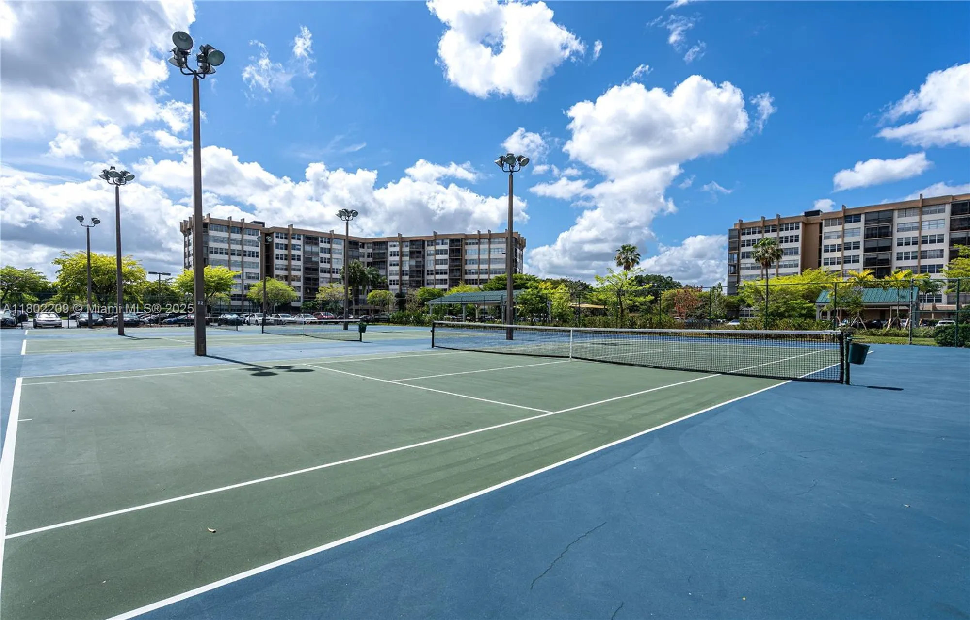 Property Slideshow image 19 of 26 | 900 saint charles pl apt 621, Pembroke Pines, FL, 33026