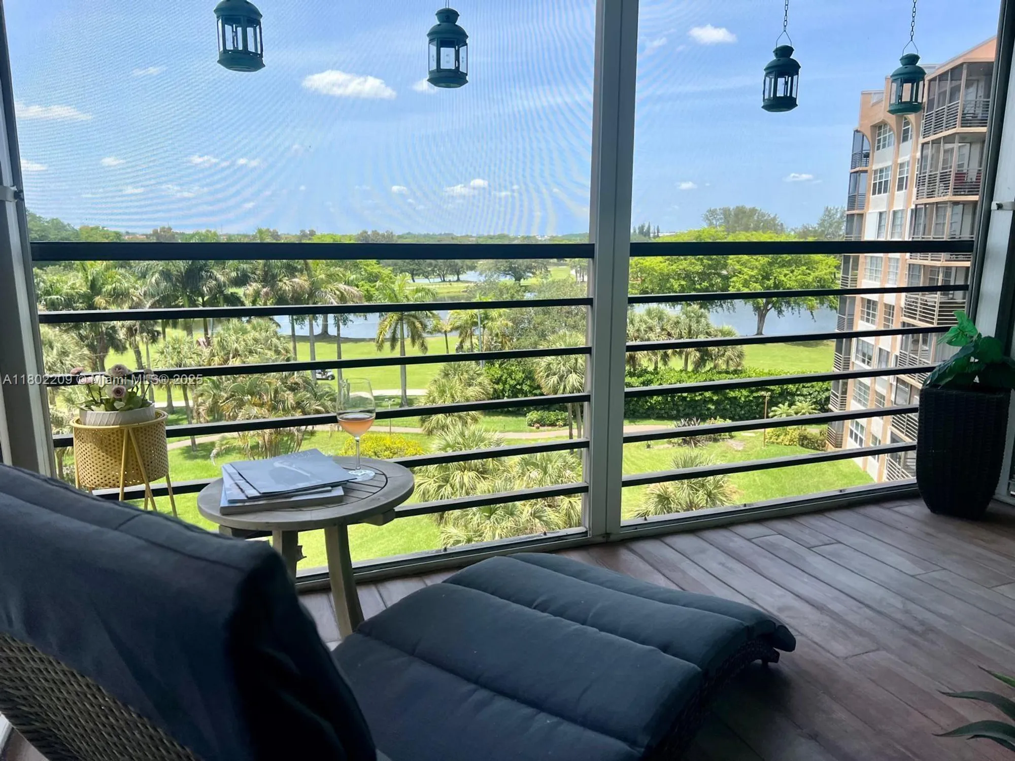 Property Slideshow image 25 of 26 | 900 saint charles pl apt 621, Pembroke Pines, FL, 33026