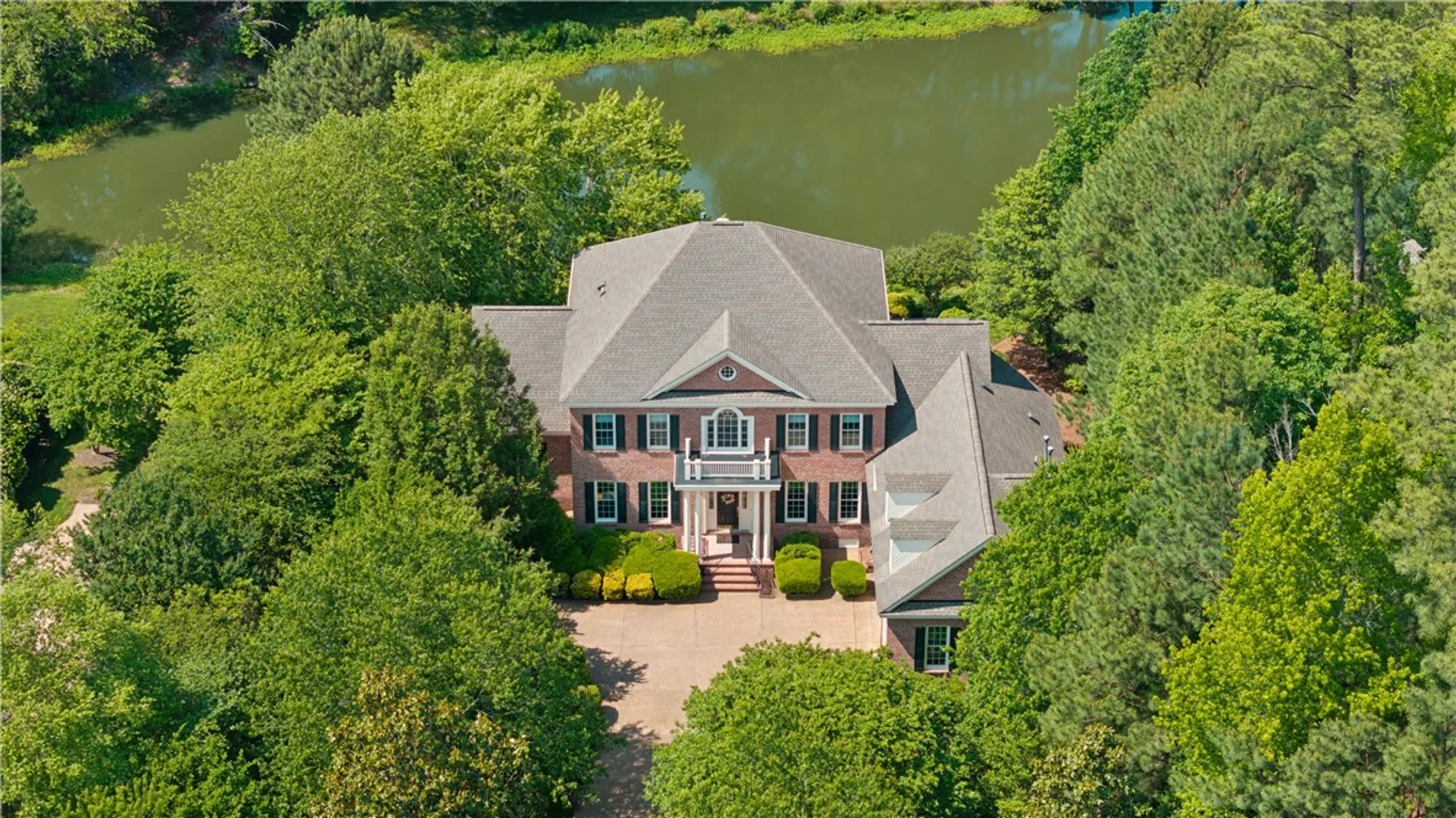 Property Slideshow image 1 of 45 | 3005 river reach, Williamsburg, VA, 23185