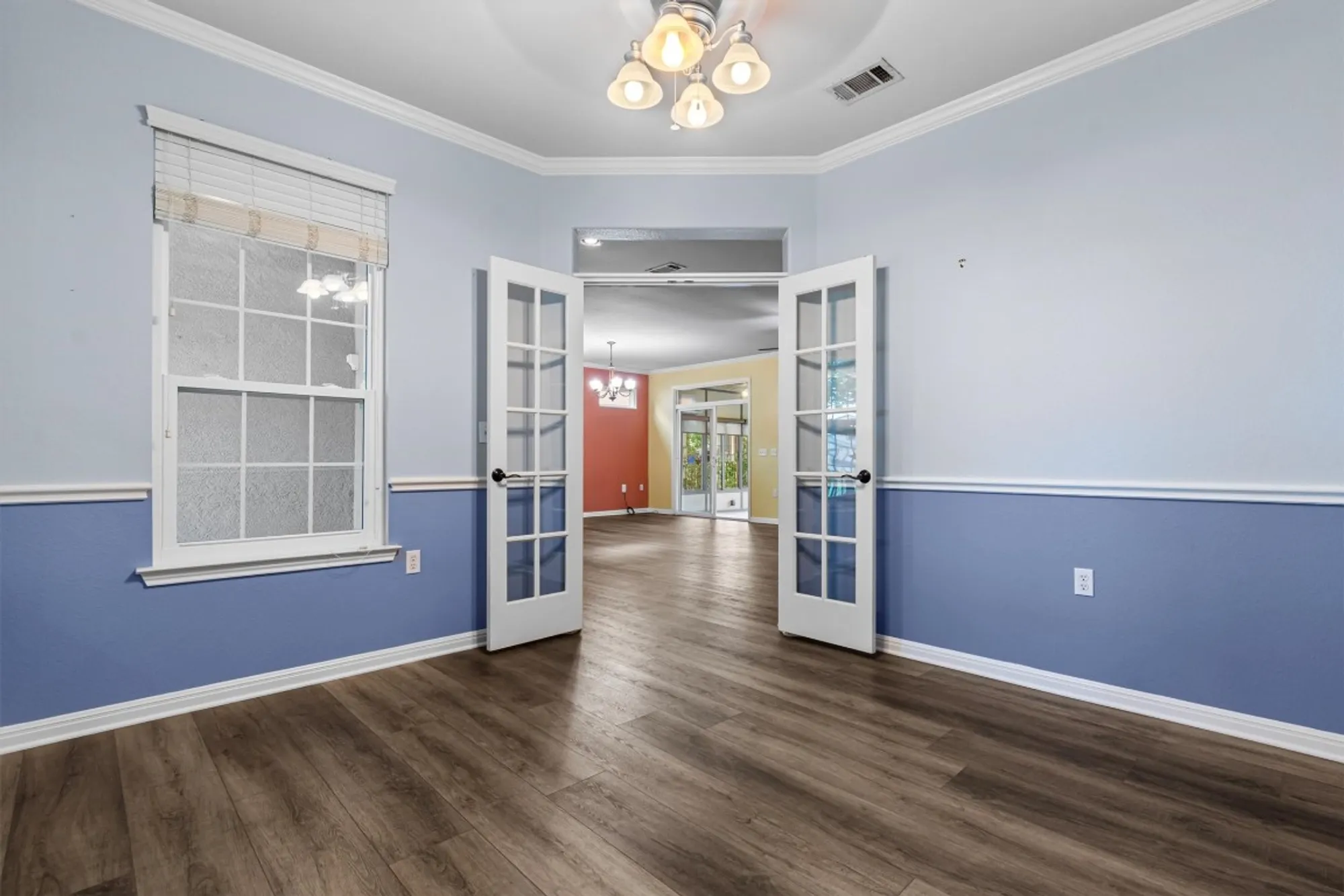 Property Slideshow image 18 of 38 | 409 rio grande loop, Georgetown, TX, 78633