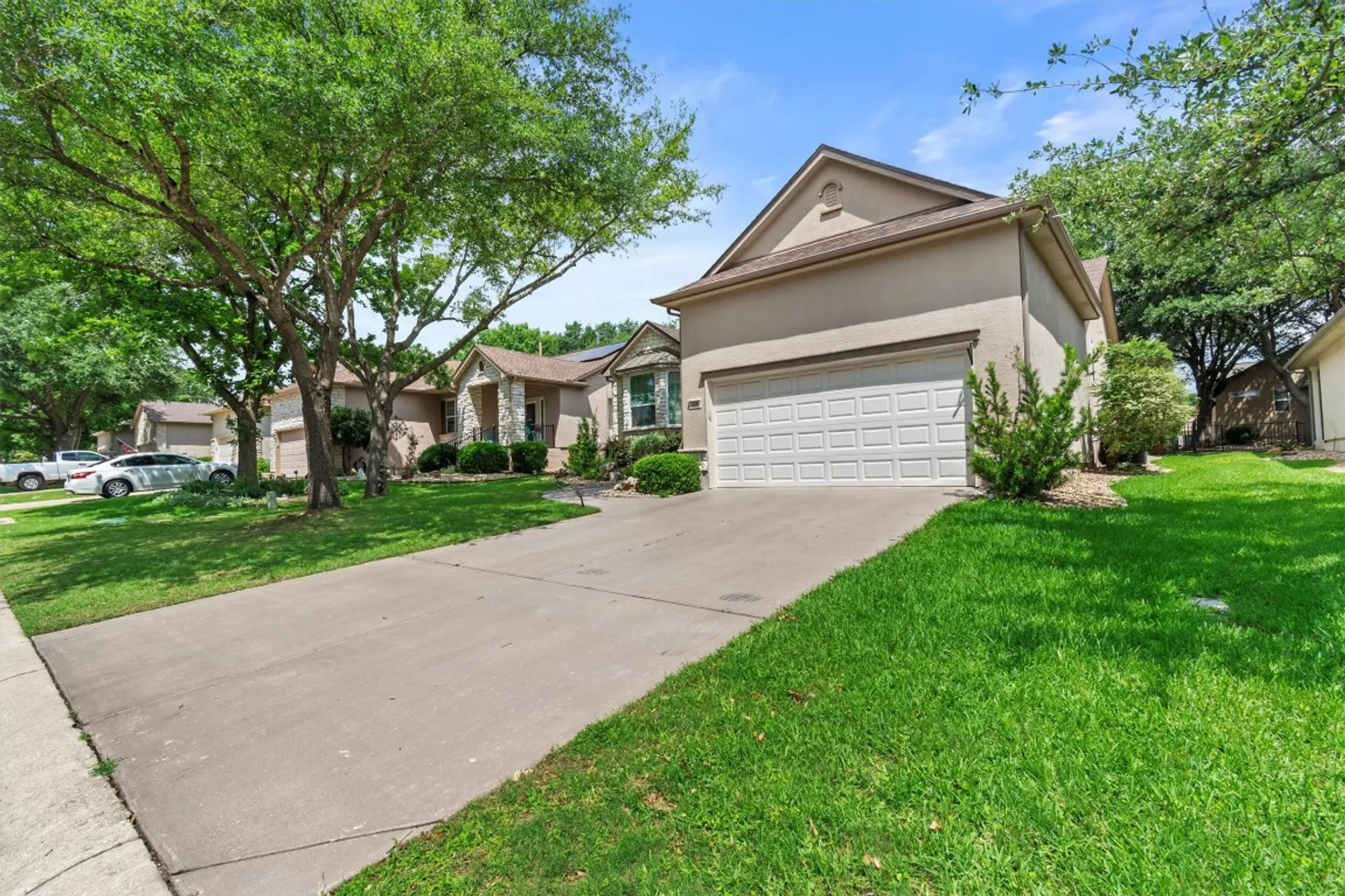 Property Slideshow image 1 of 38 | 409 rio grande loop, Georgetown, TX, 78633