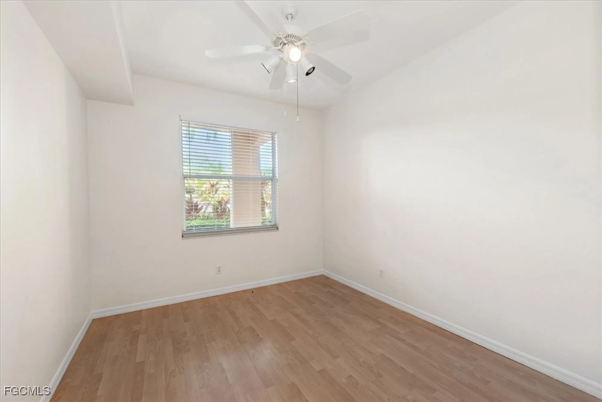 Property Slideshow image 18 of 30 | 14111 brant point cir 2106, Fort Myers, FL, 33919