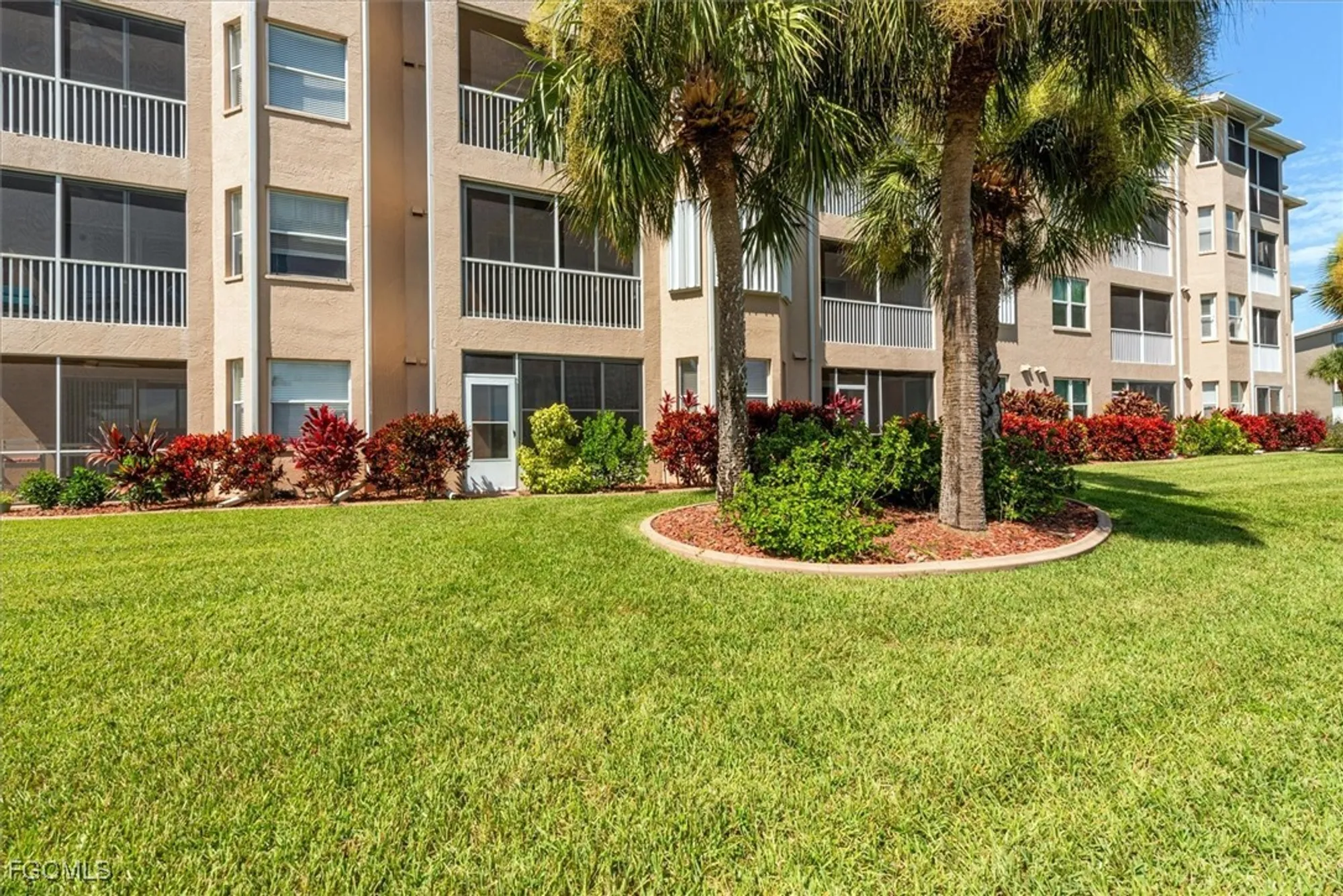 Property Slideshow image 21 of 30 | 14111 brant point cir 2106, Fort Myers, FL, 33919