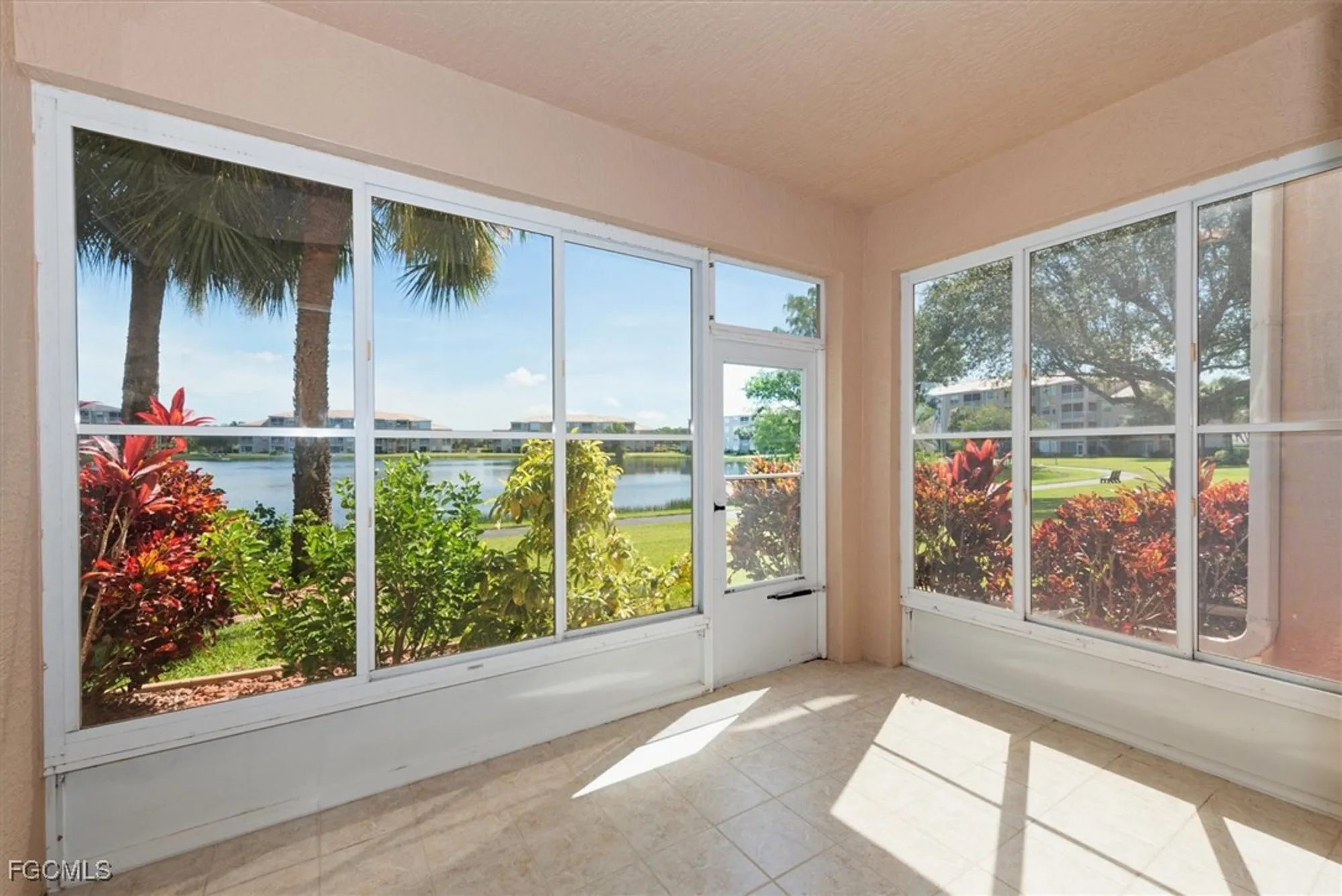 Property Slideshow image 4 of 30 | 14111 brant point cir 2106, Fort Myers, FL, 33919