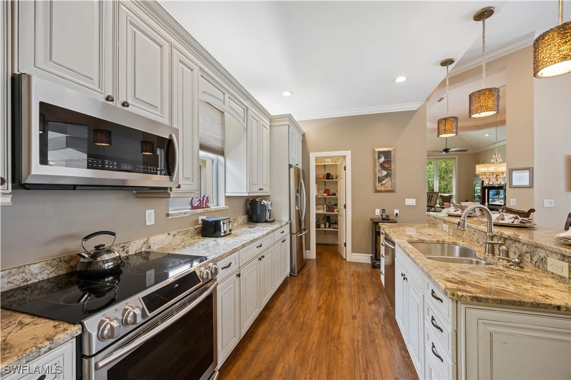 Property Slideshow image 14 of 34 | 222 monterey dr, Naples, FL, 34119