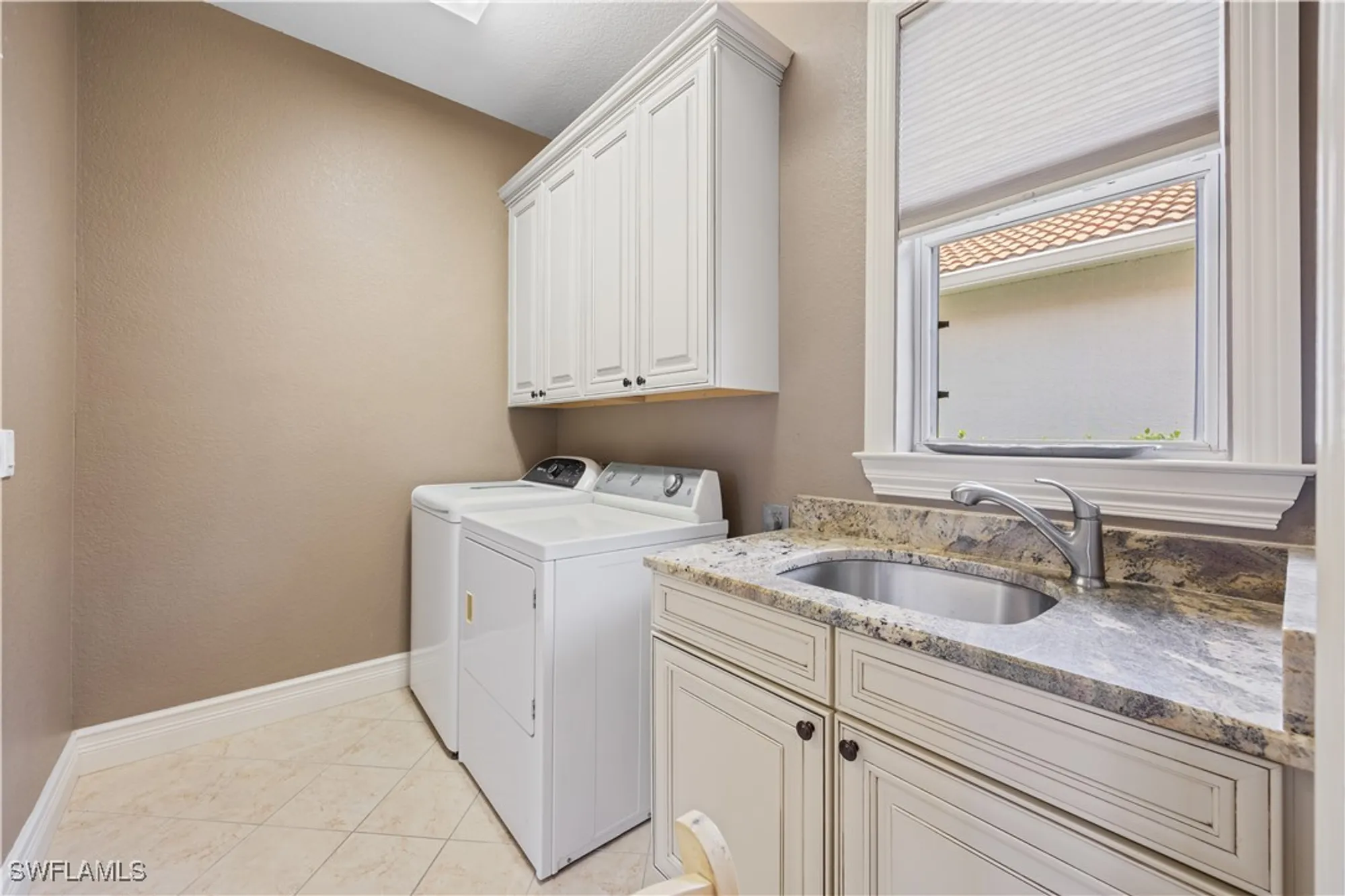 Property Slideshow image 16 of 34 | 222 monterey dr, Naples, FL, 34119