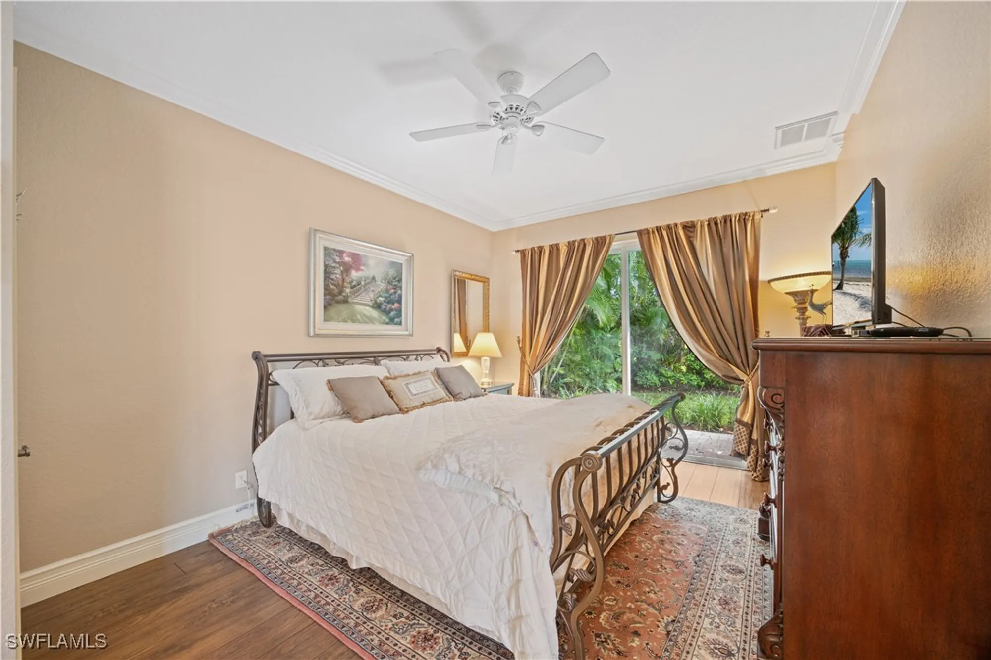 Property Slideshow image 8 of 34 | 222 monterey dr, Naples, FL, 34119